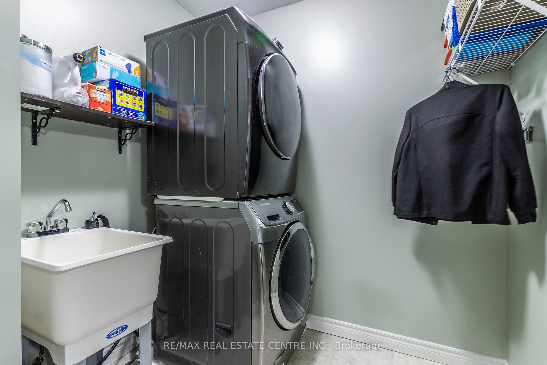 Photo 20 of 28 Chamomile Drive, Hamilton, Eleanor — HOMEH