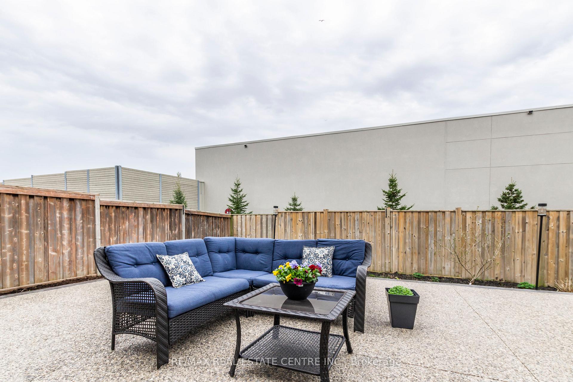 Photo 40 of 28 Chamomile Drive, Hamilton, Eleanor — HOMEH