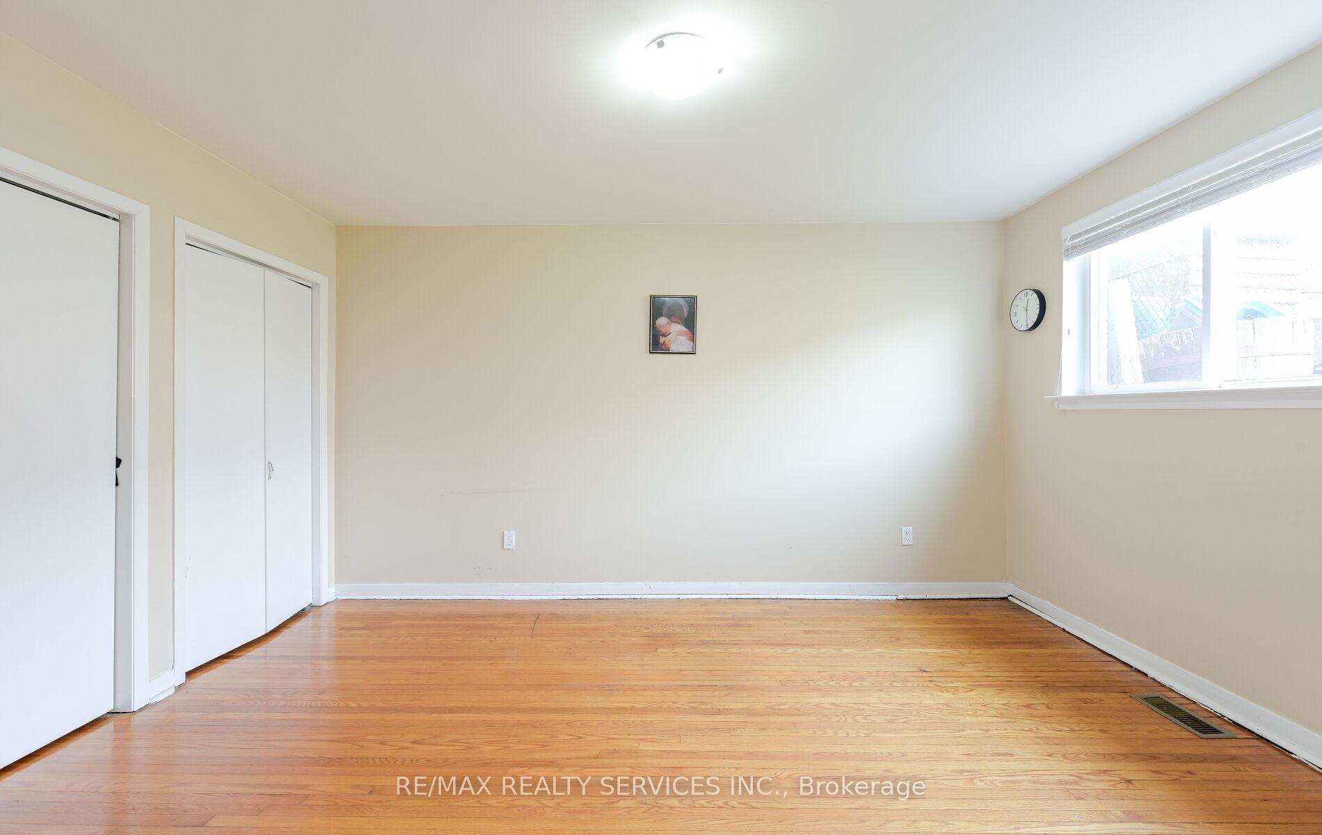 Photo 7 of 140 Clarence Street, Brampton, Brampton East — HOMEH