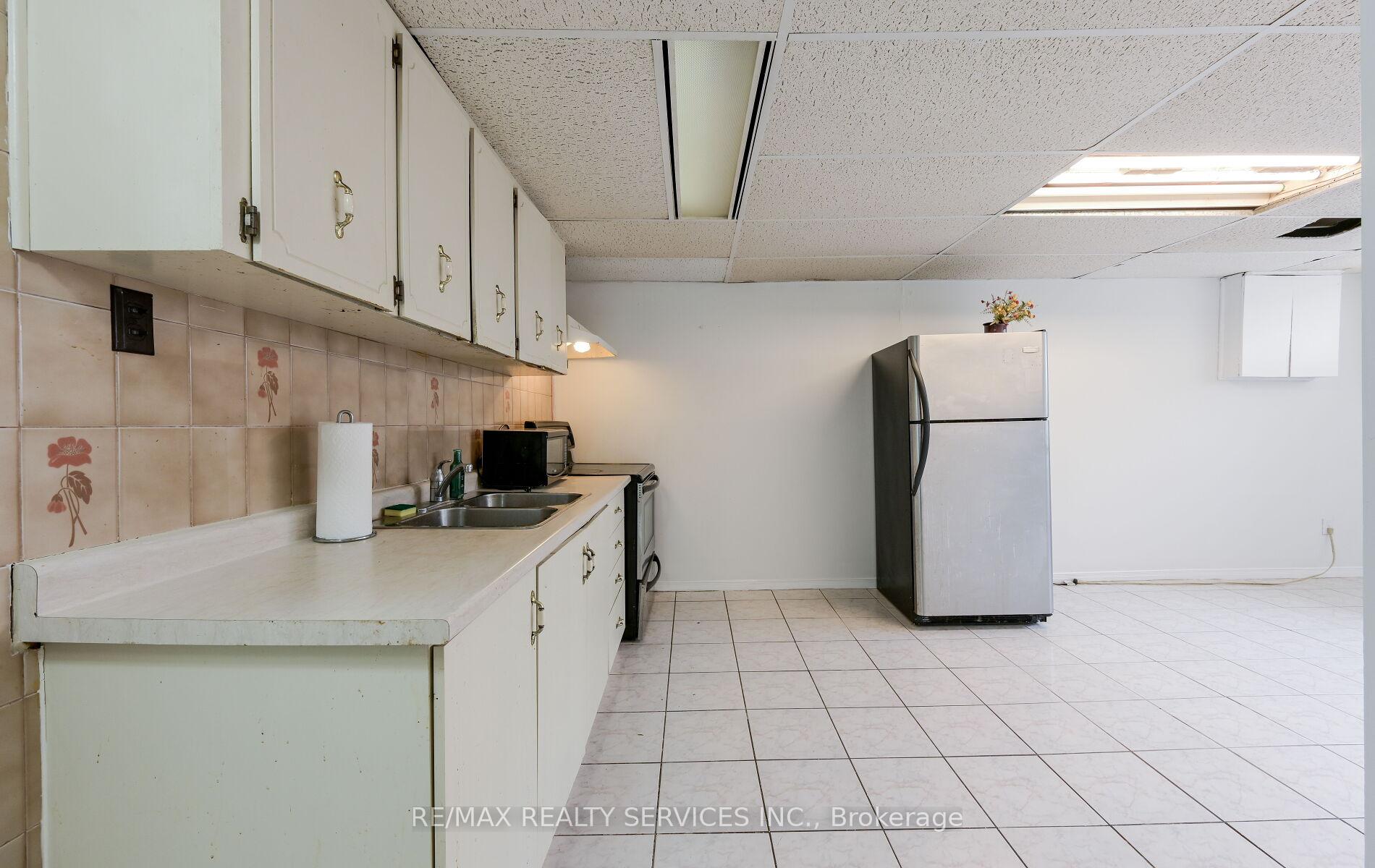 Photo 35 of 140 Clarence Street, Brampton, Brampton East — HOMEH