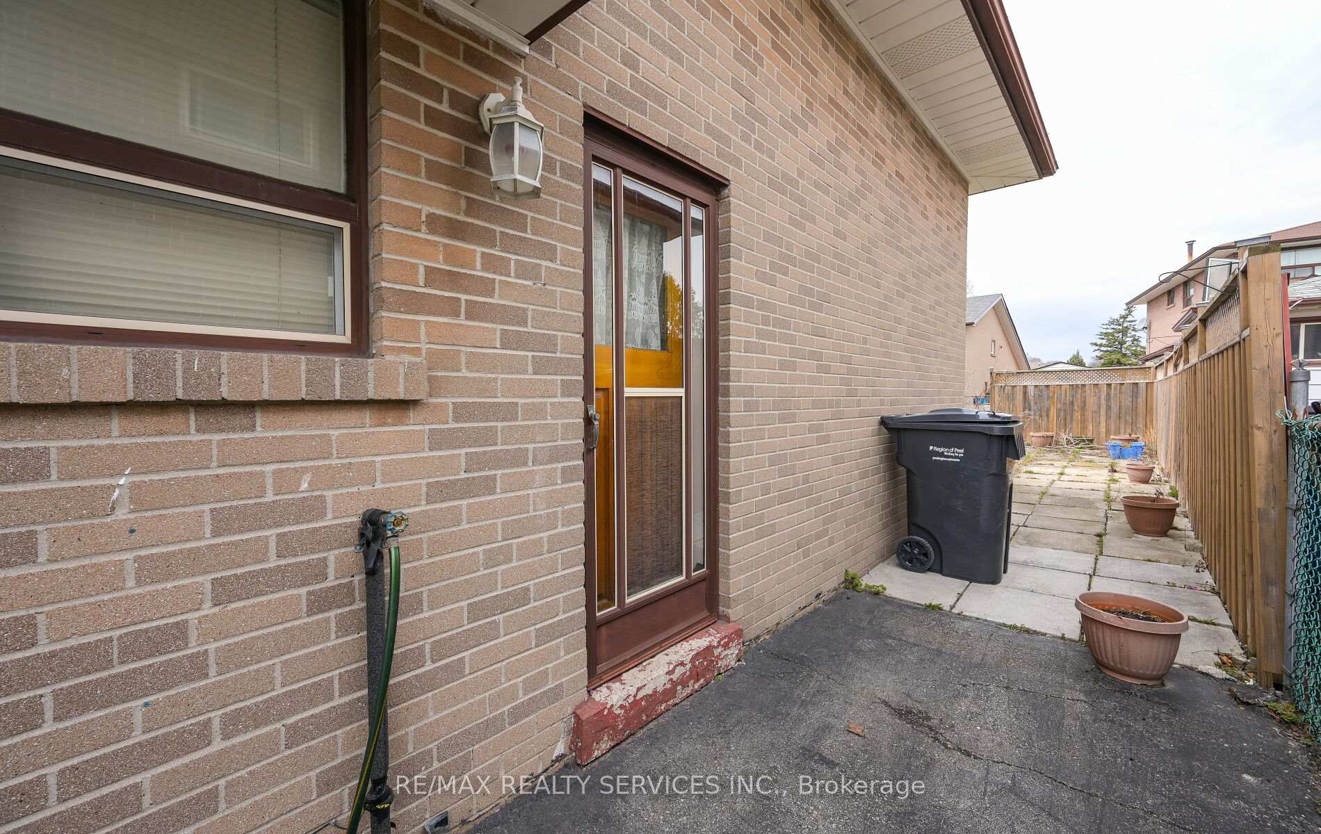 Photo 15 of 140 Clarence Street, Brampton, Brampton East — HOMEH