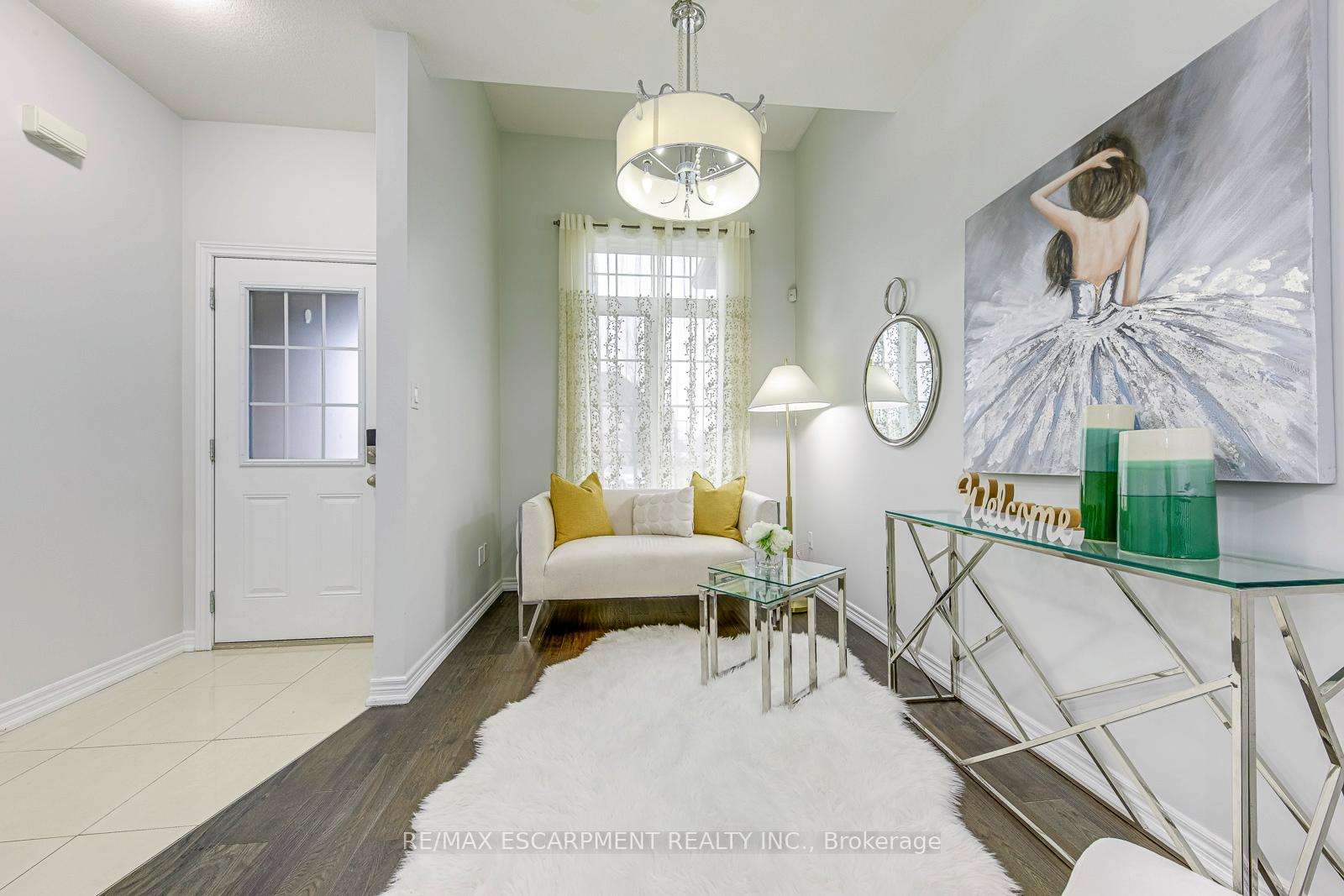 Photo 8 of 25 Bellini Lane, Hamilton, Carpenter — HOMEH