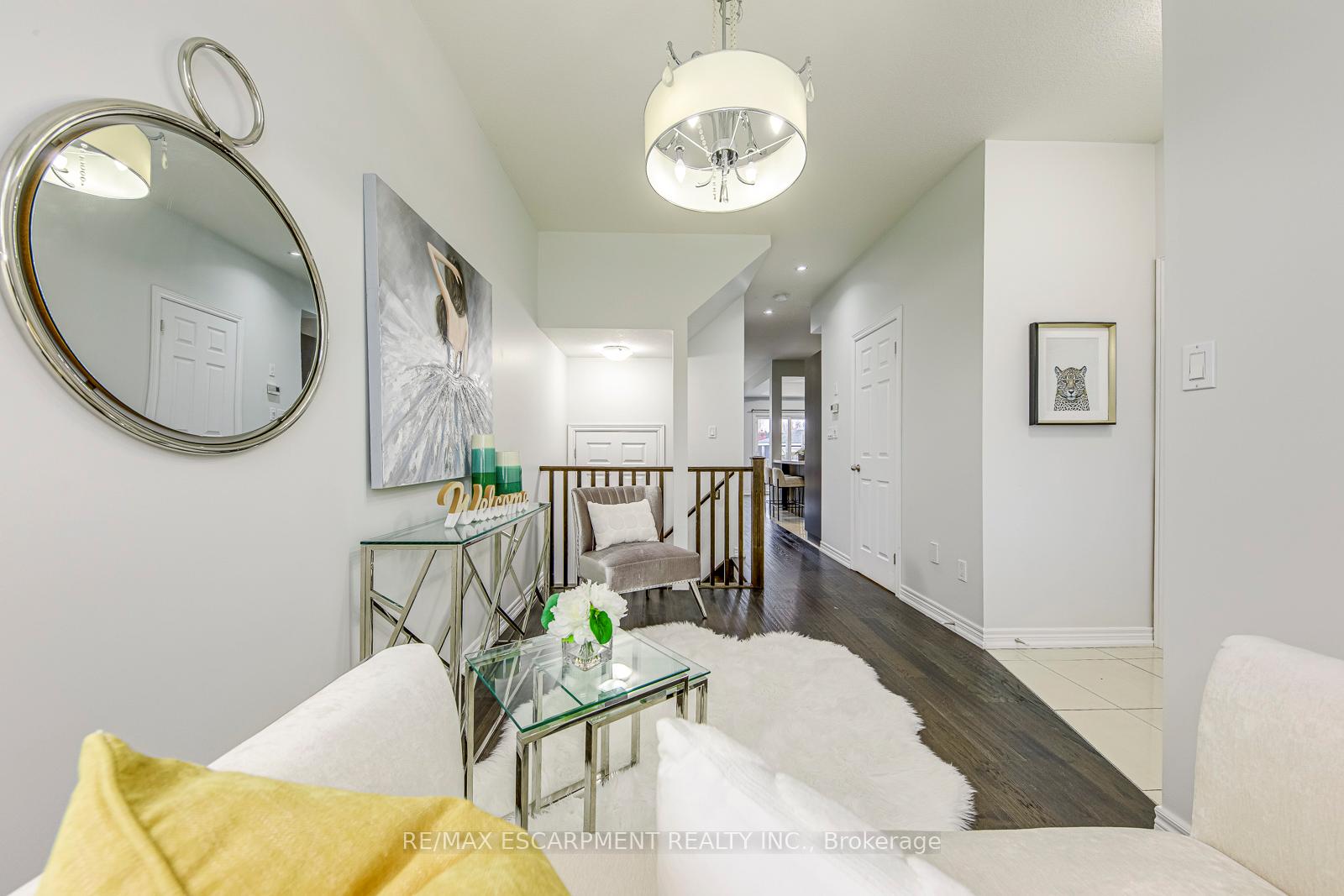 Photo 9 of 25 Bellini Lane, Hamilton, Carpenter — HOMEH
