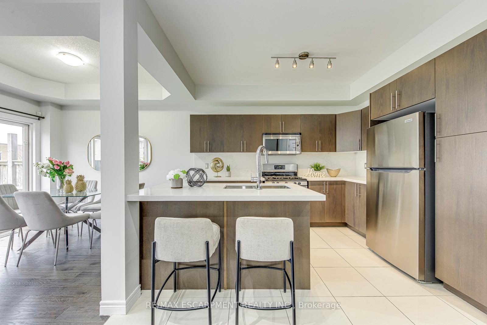 Photo 11 of 25 Bellini Lane, Hamilton, Carpenter — HOMEH