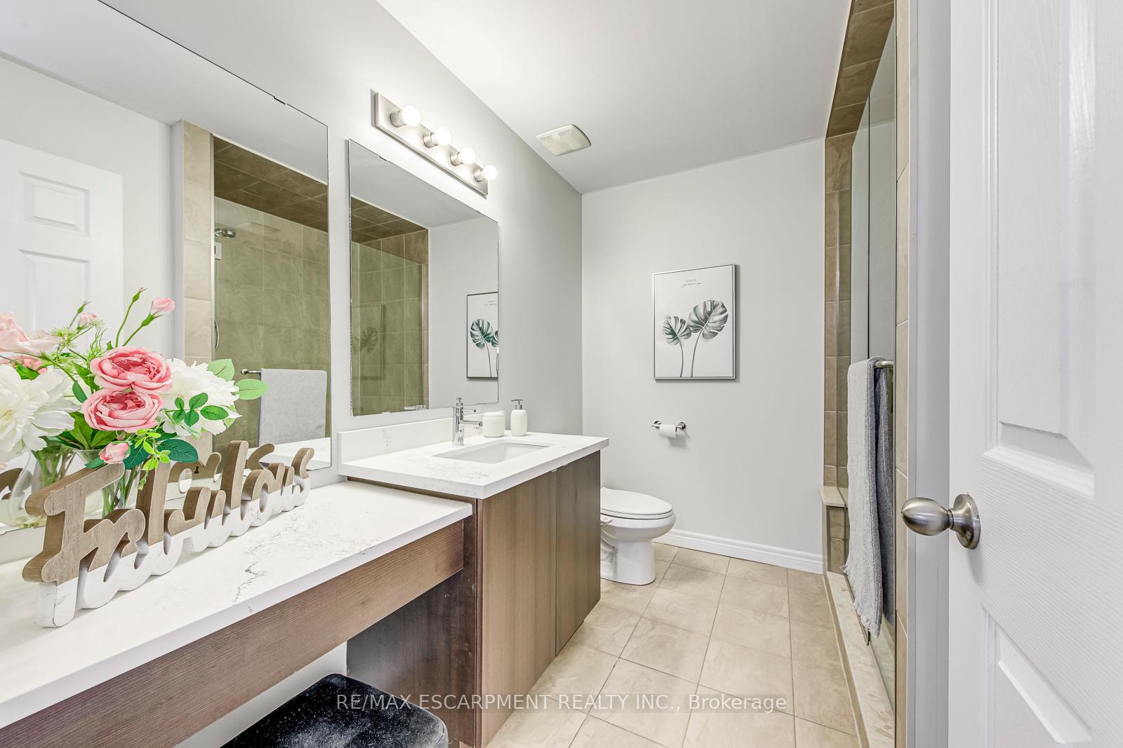 Photo 29 of 25 Bellini Lane, Hamilton, Carpenter — HOMEH