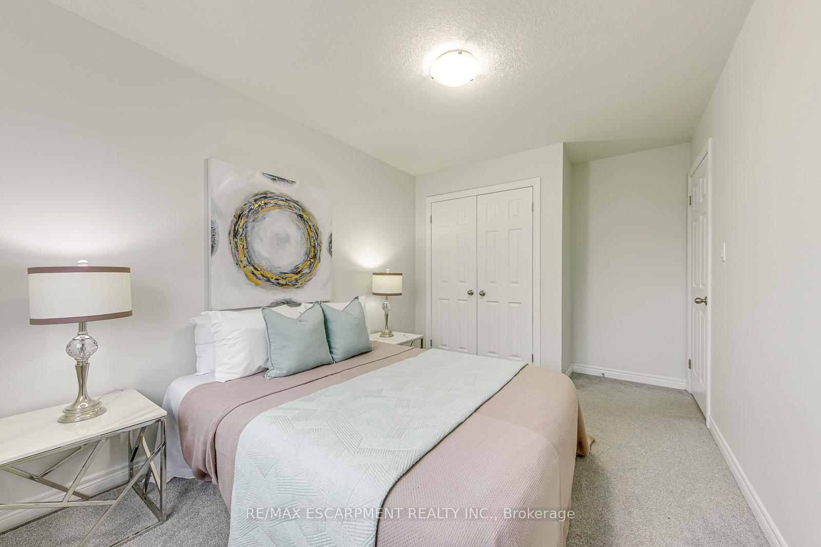 Photo 33 of 25 Bellini Lane, Hamilton, Carpenter — HOMEH