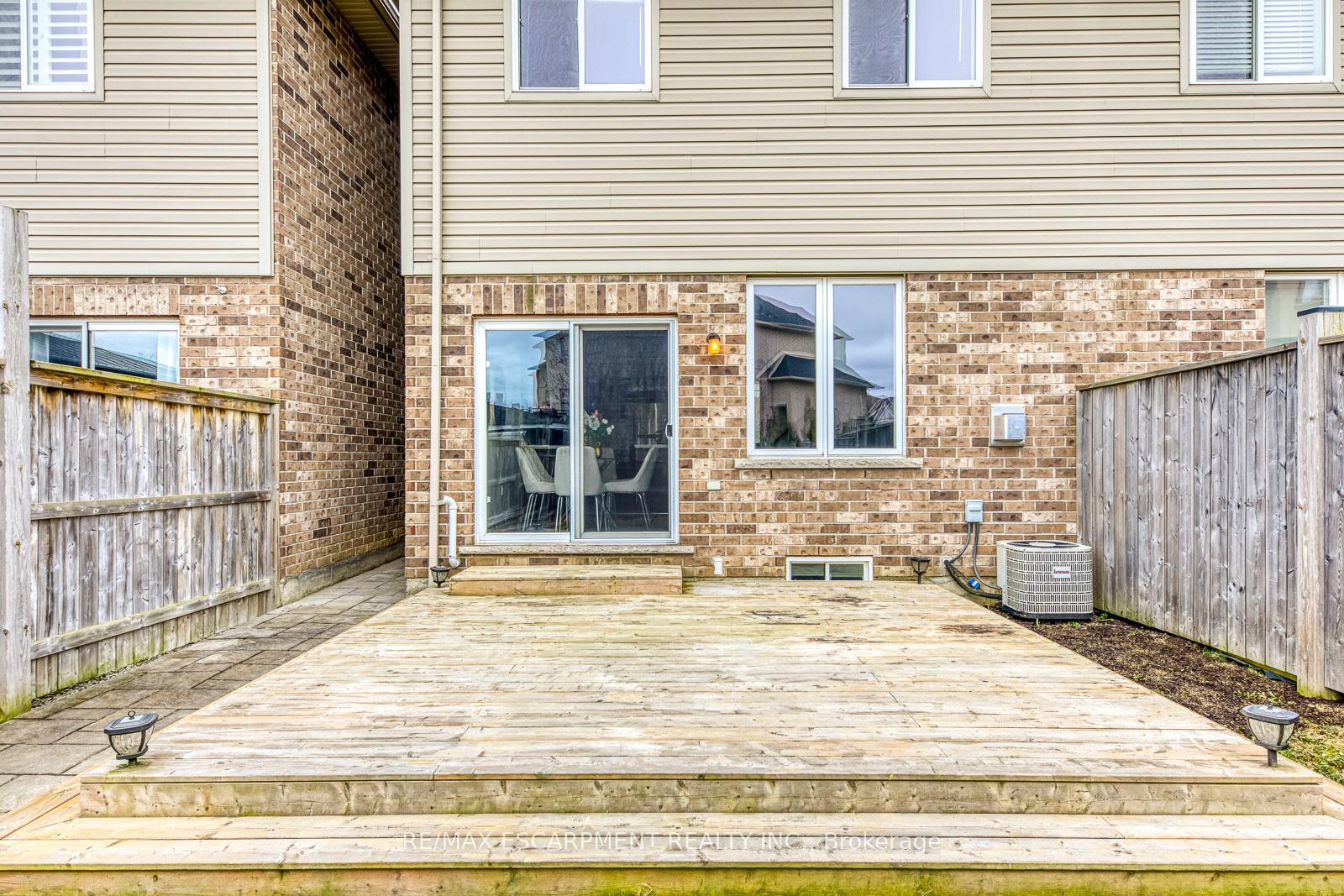 Photo 39 of 25 Bellini Lane, Hamilton, Carpenter — HOMEH