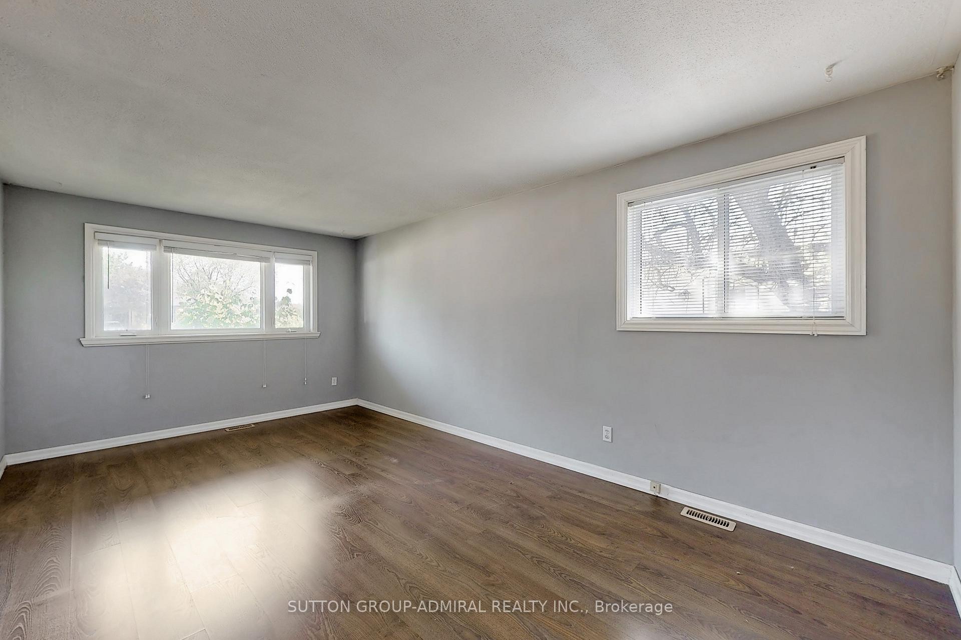 Photo 6 of 12 Flavian Crescent, Brampton, Southgate — HOMEH