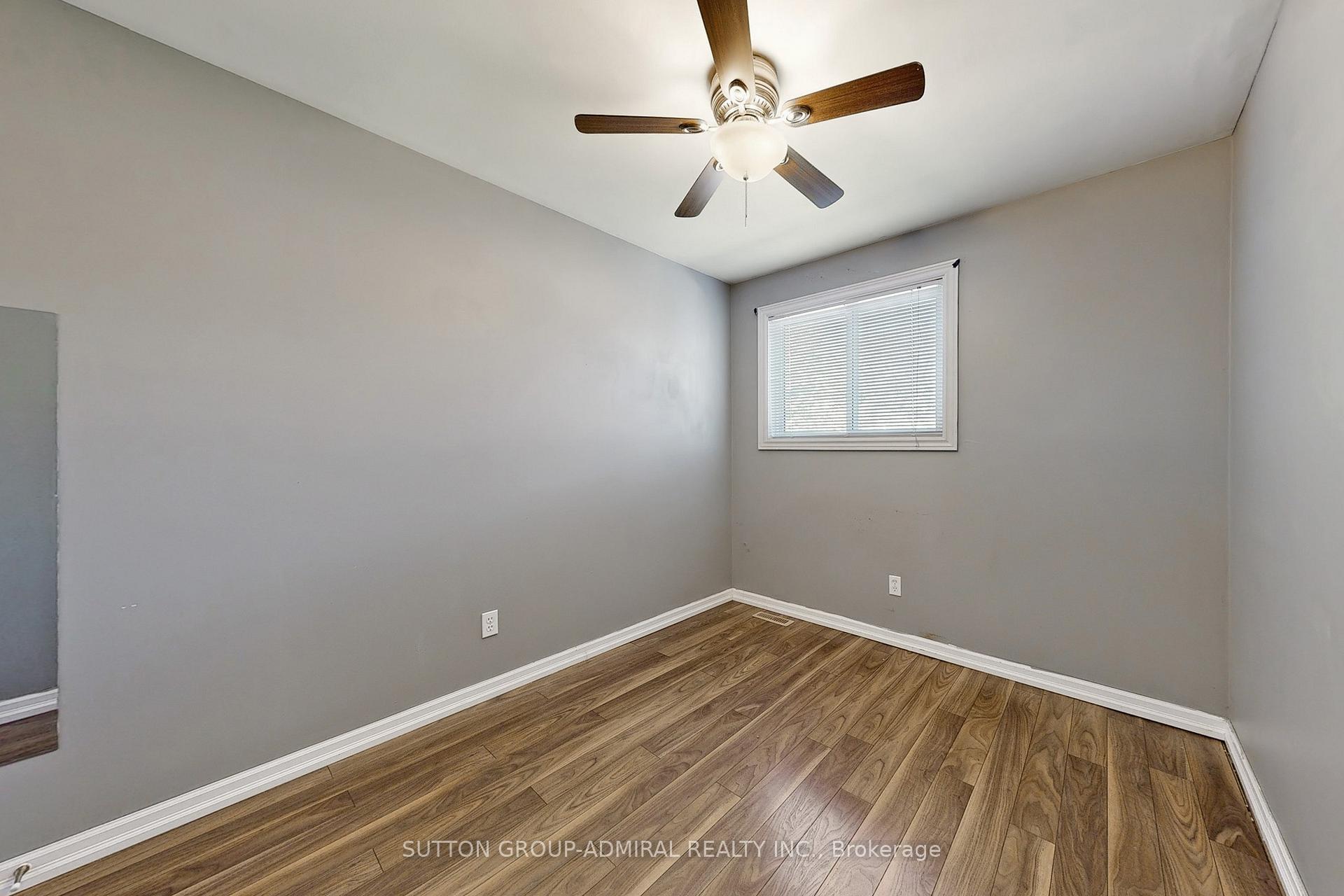 Photo 2 of 12 Flavian Crescent, Brampton, Southgate — HOMEH