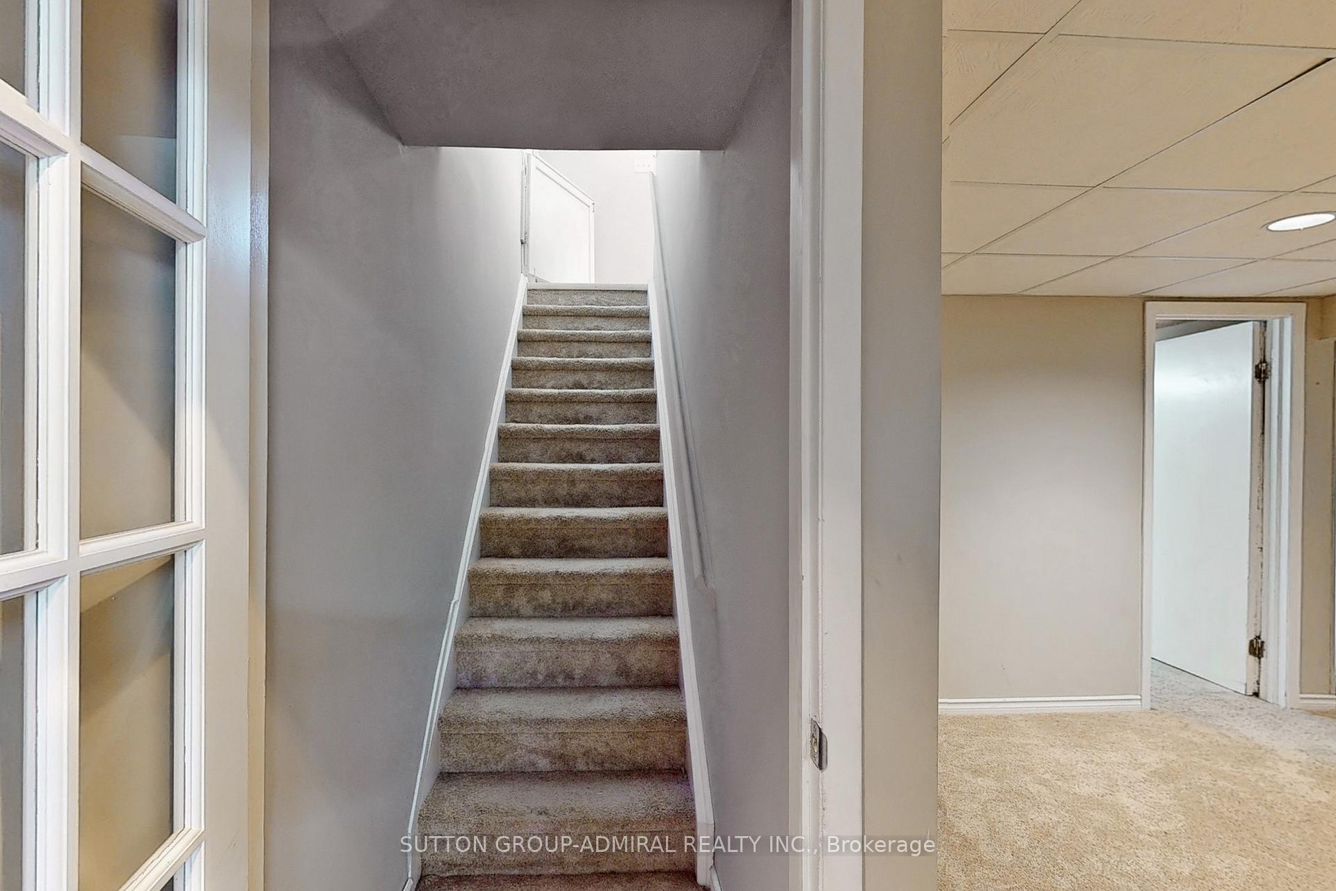 Photo 31 of 12 Flavian Crescent, Brampton, Southgate — HOMEH