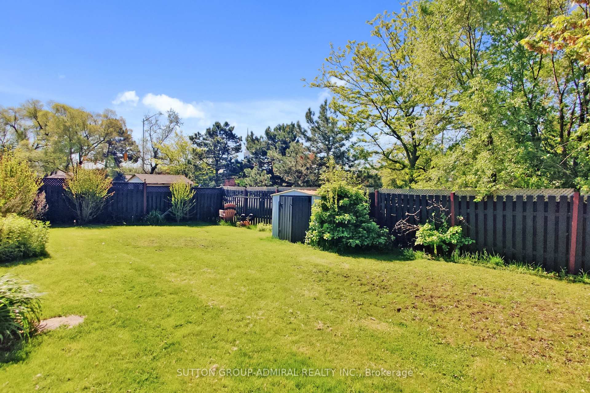 Photo 22 of 12 Flavian Crescent, Brampton, Southgate — HOMEH