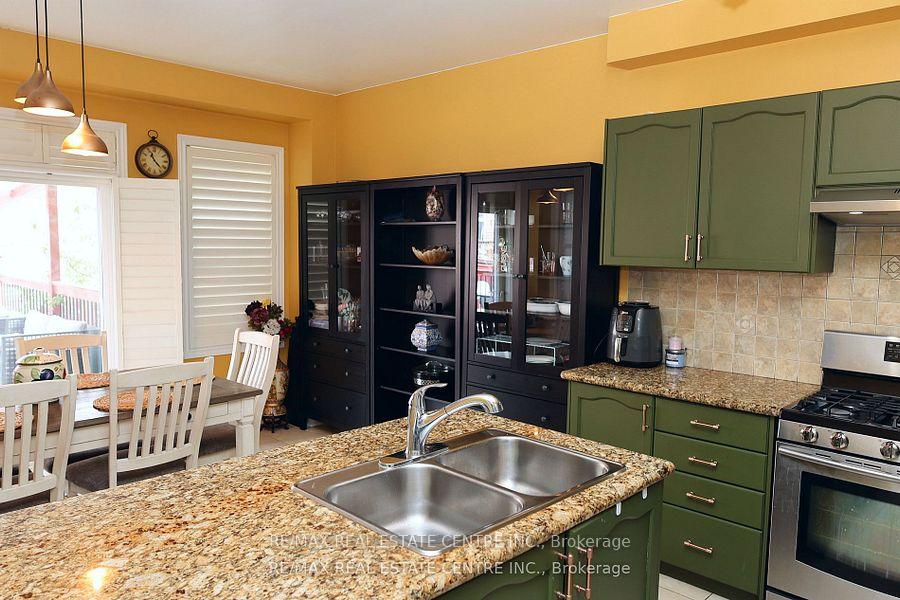 Photo 41 of 120 Bellchase Trail, Brampton, Bram East — HOMEH