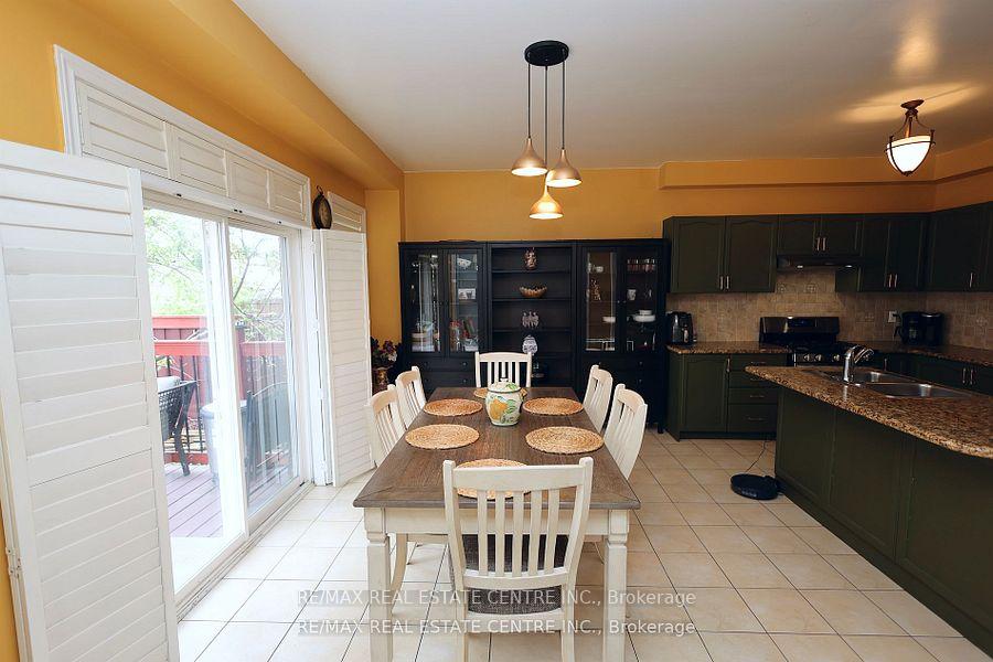 Photo 38 of 120 Bellchase Trail, Brampton, Bram East — HOMEH