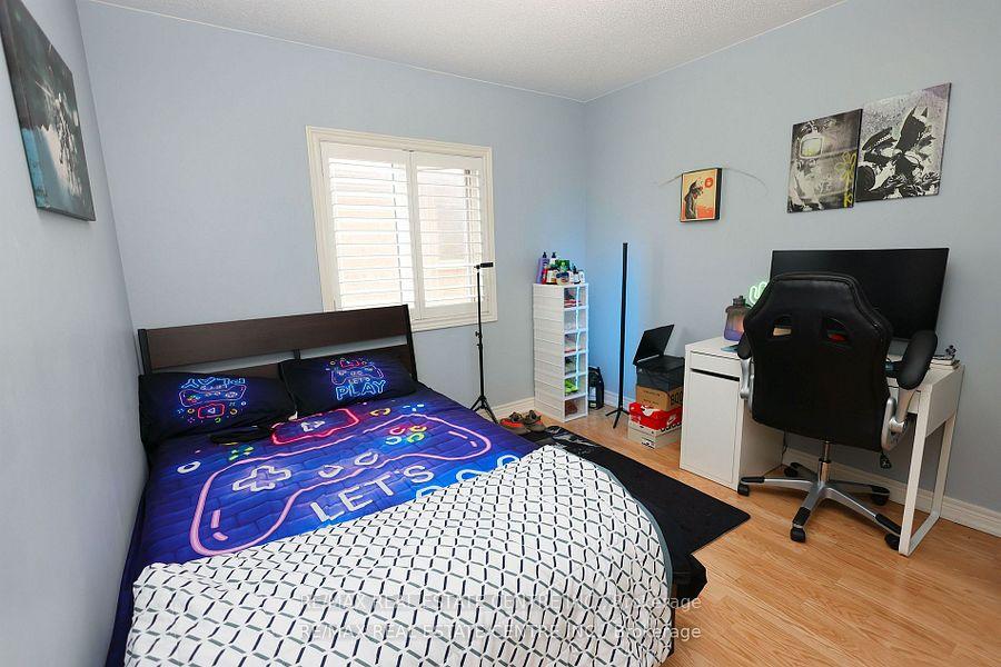 Photo 30 of 120 Bellchase Trail, Brampton, Bram East — HOMEH