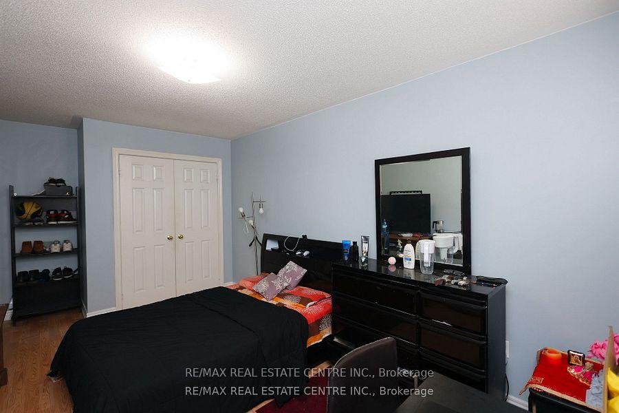 Photo 26 of 120 Bellchase Trail, Brampton, Bram East — HOMEH