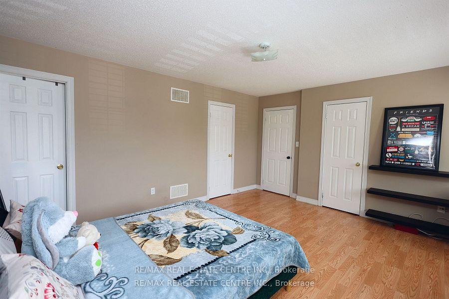 Photo 43 of 120 Bellchase Trail, Brampton, Bram East — HOMEH