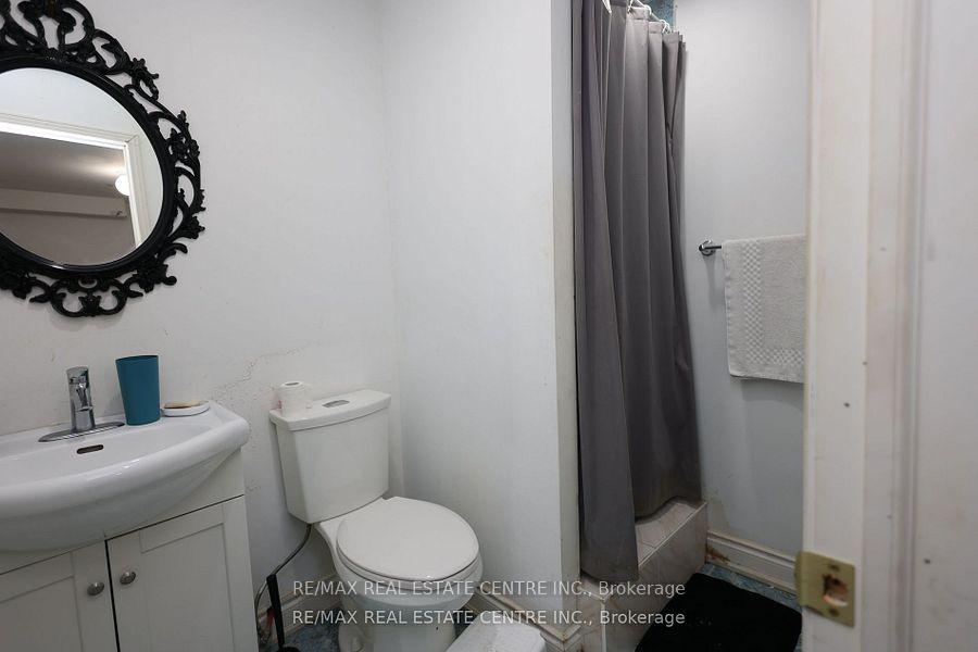 Photo 24 of 120 Bellchase Trail, Brampton, Bram East — HOMEH