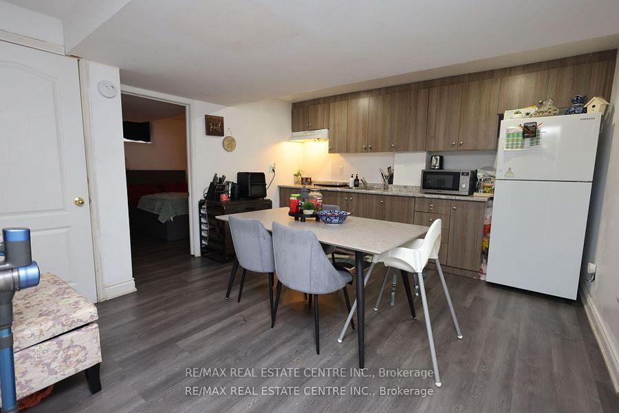 Photo 44 of 120 Bellchase Trail, Brampton, Bram East — HOMEH