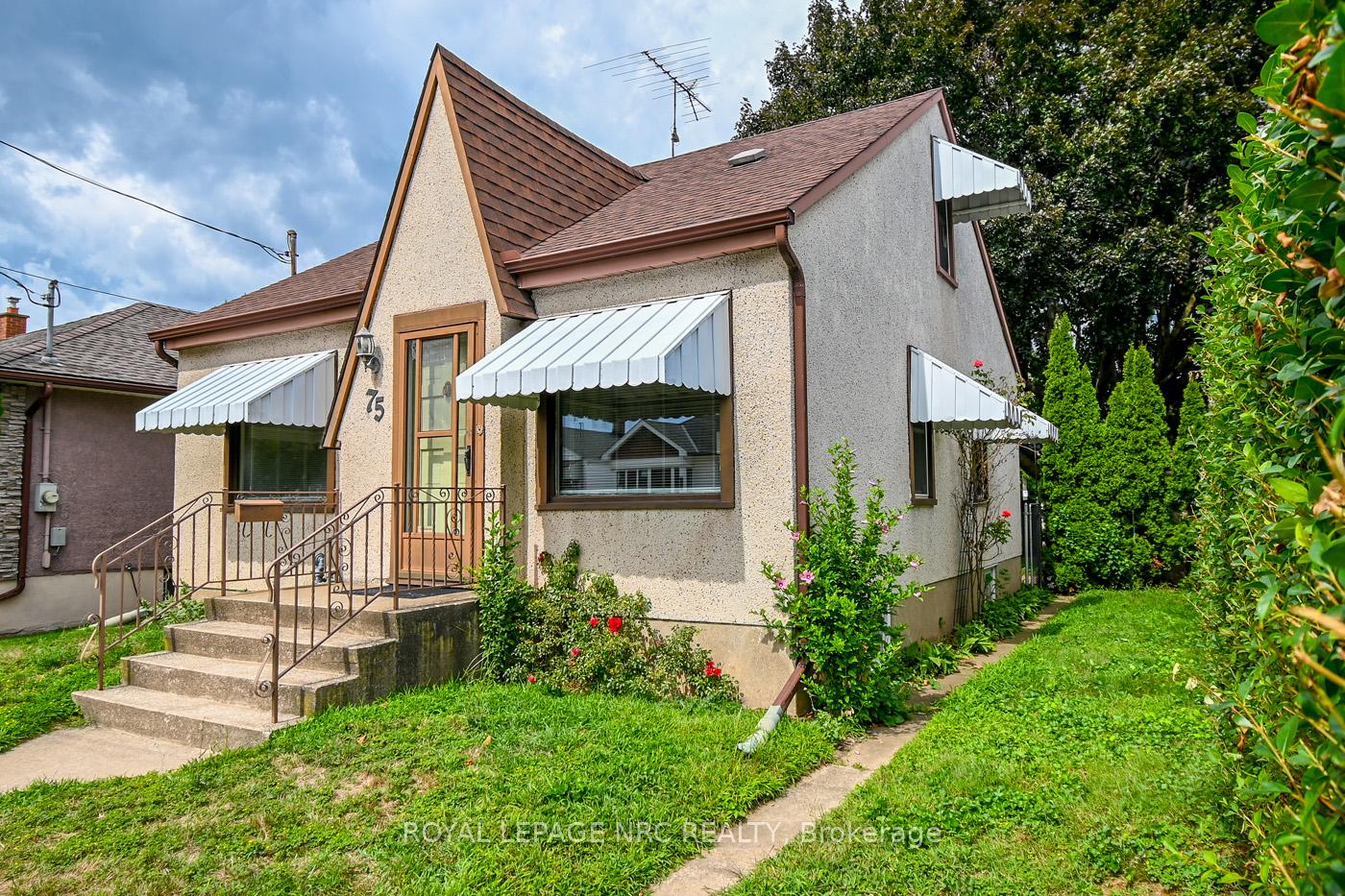 Photo 4 of 75 Vale Avenue, St. Catharines, Downtown — HOMEH