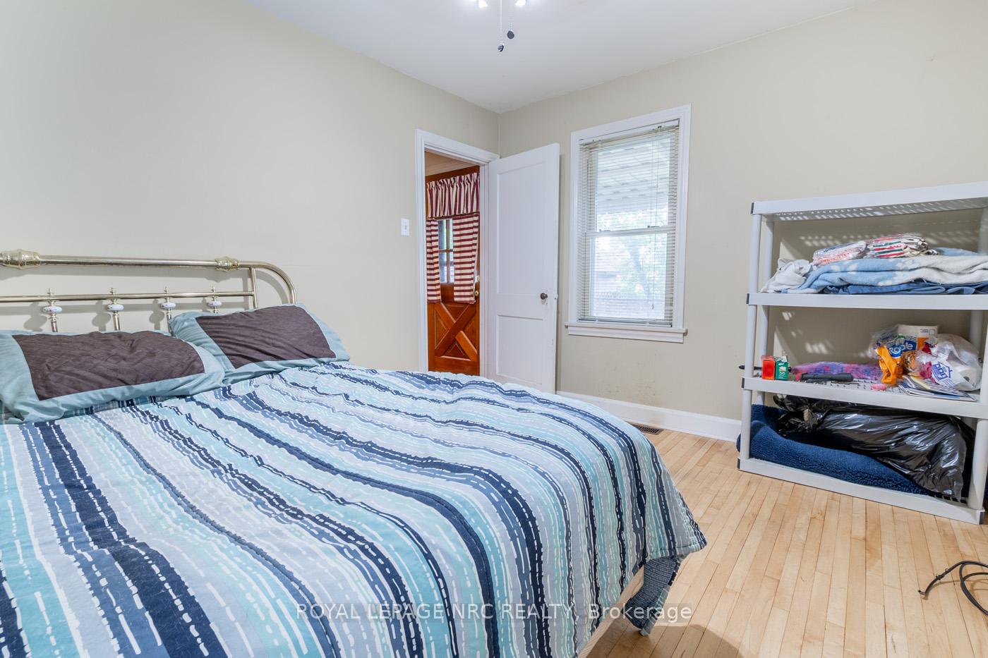 Photo 29 of 75 Vale Avenue, St. Catharines, Downtown — HOMEH