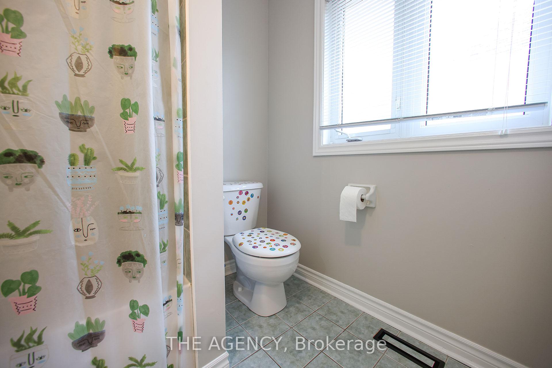 Photo 32 of 88 Glendower Crescent, Georgina, Keswick North — HOMEH