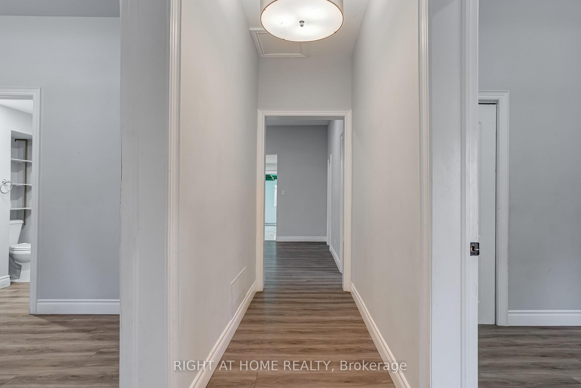 Photo 5 of 111 Mary Street, Hamilton, Beasley — HOMEH