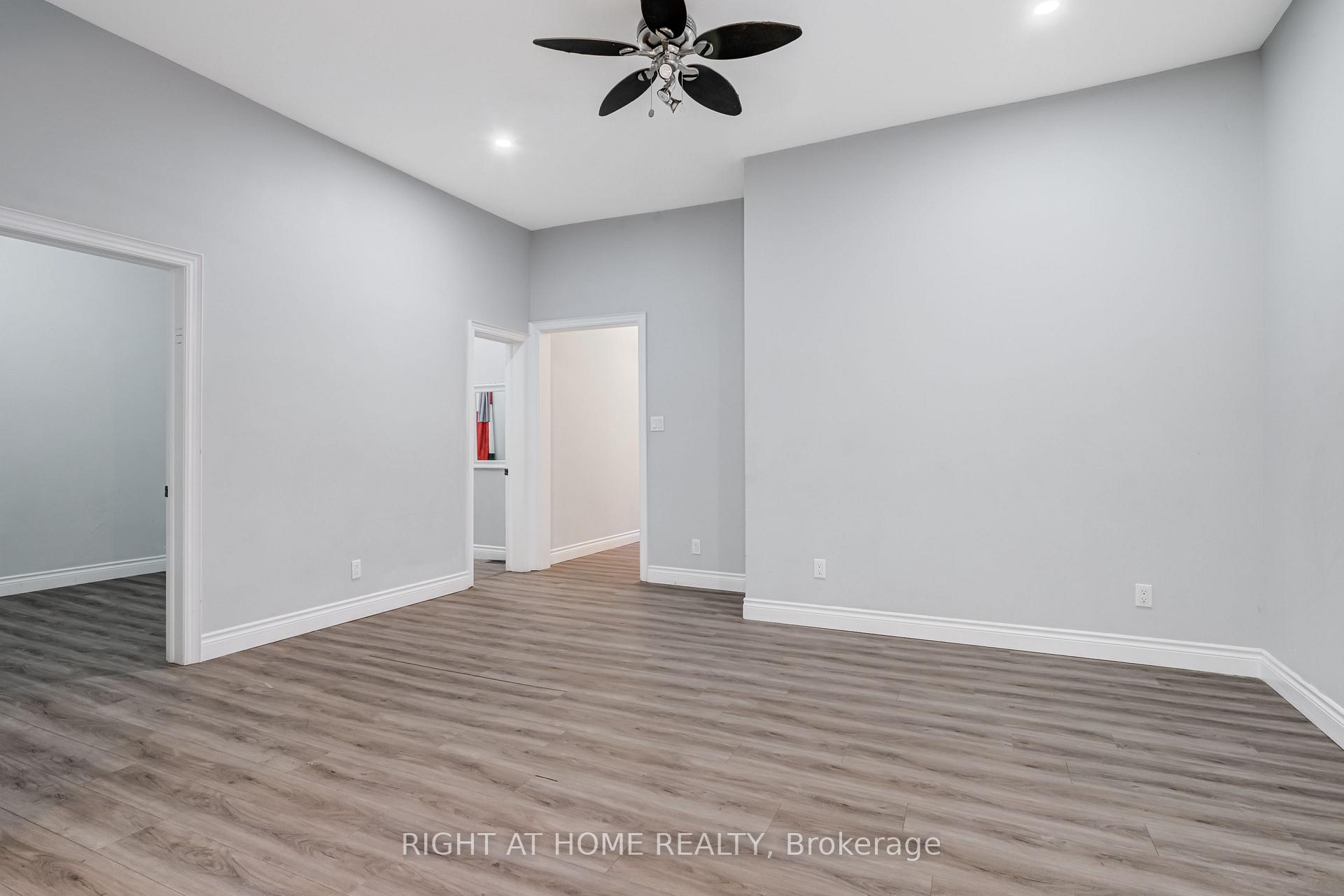 Photo 8 of 111 Mary Street, Hamilton, Beasley — HOMEH
