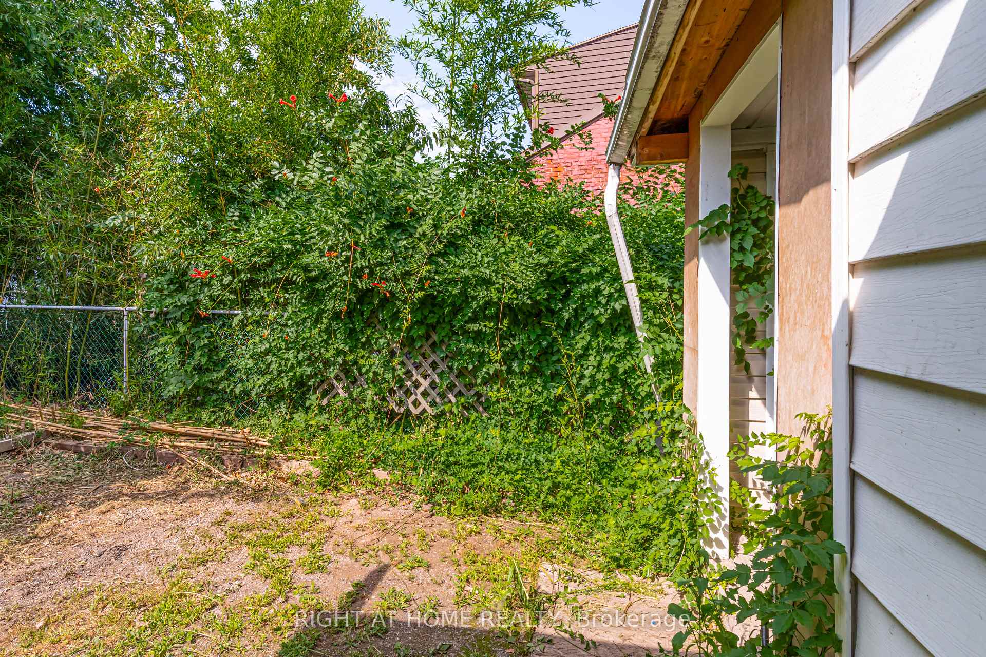 Photo 32 of 111 Mary Street, Hamilton, Beasley — HOMEH