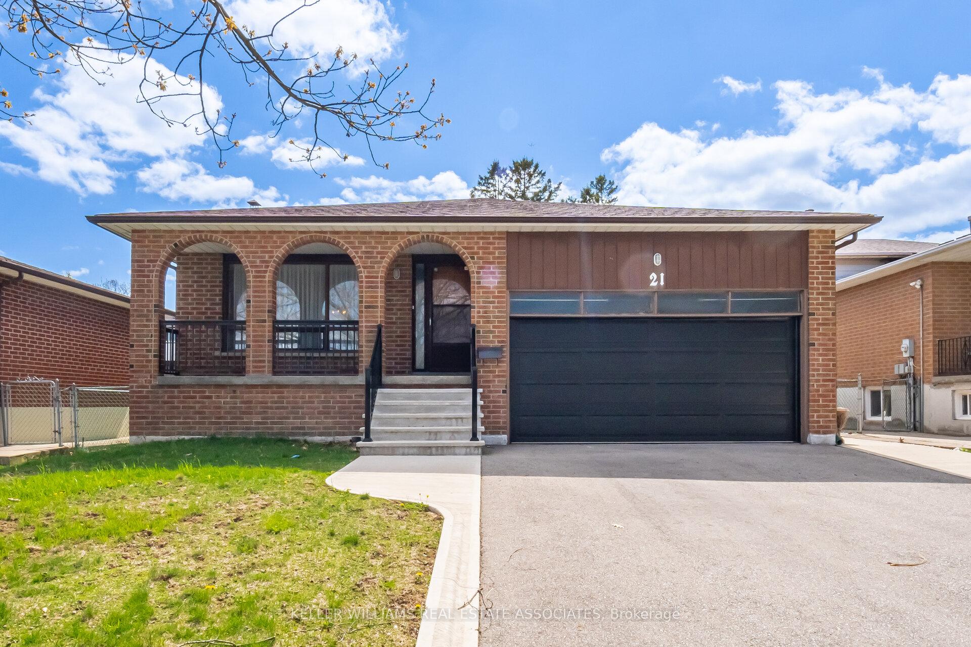 Photo 1 of 21 Malcolm Crescent, Brampton, Central Park — HOMEH