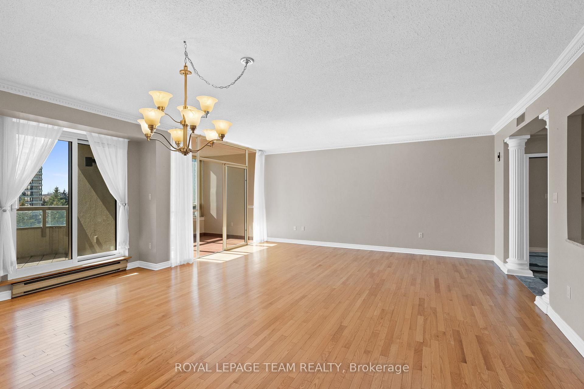 Photo 10 of Unit 407, 1480 Riverside Drive, Ottawa, Riverview Park — HOMEH