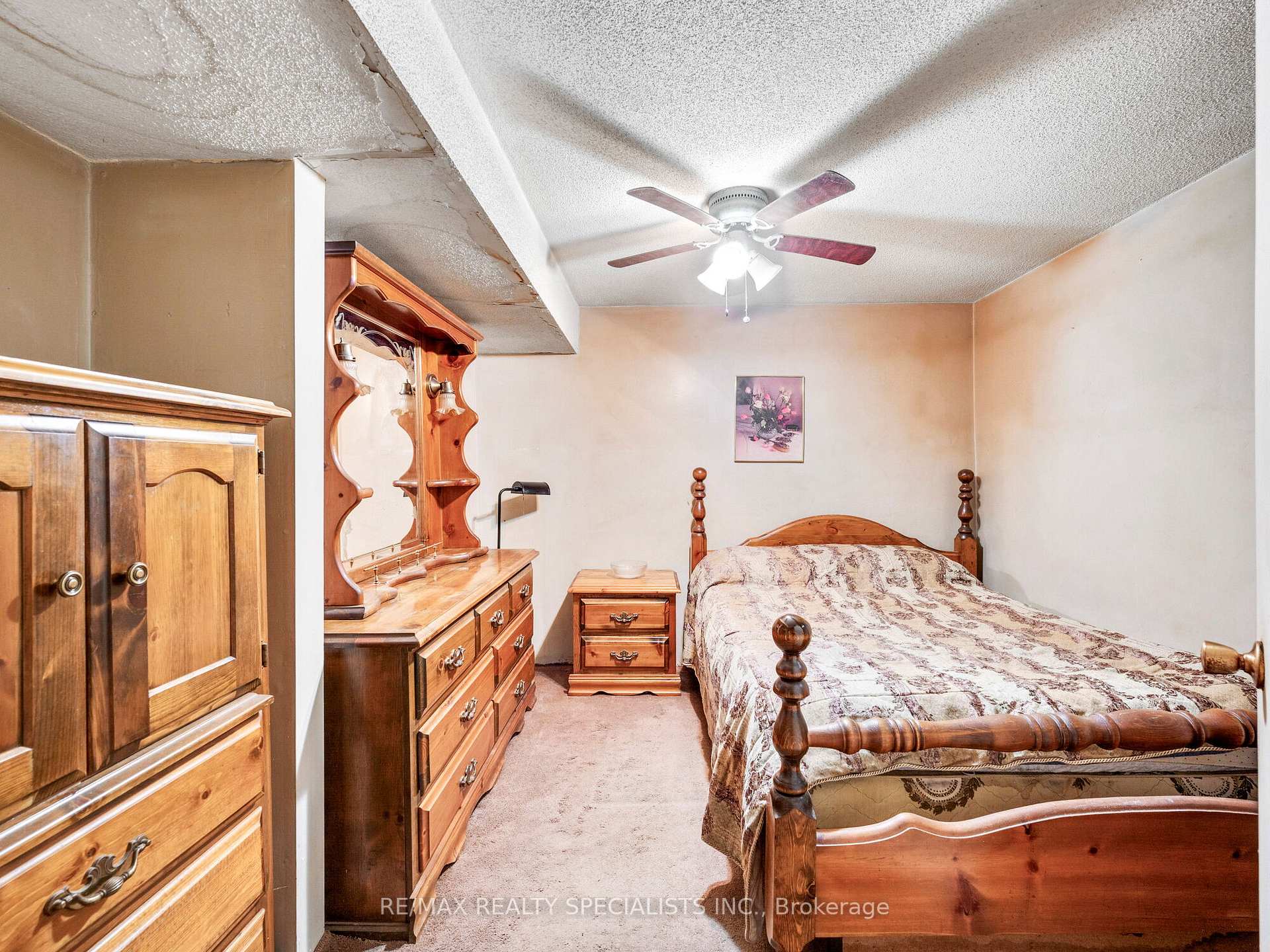 Photo 38 of 19 Blenheim Drive, Brampton, Heart Lake East — HOMEH