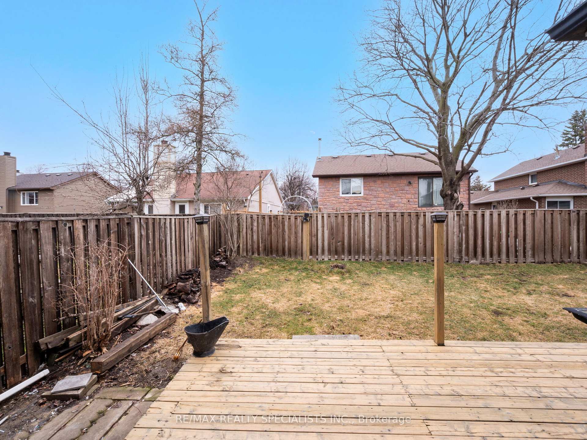 Photo 42 of 19 Blenheim Drive, Brampton, Heart Lake East — HOMEH