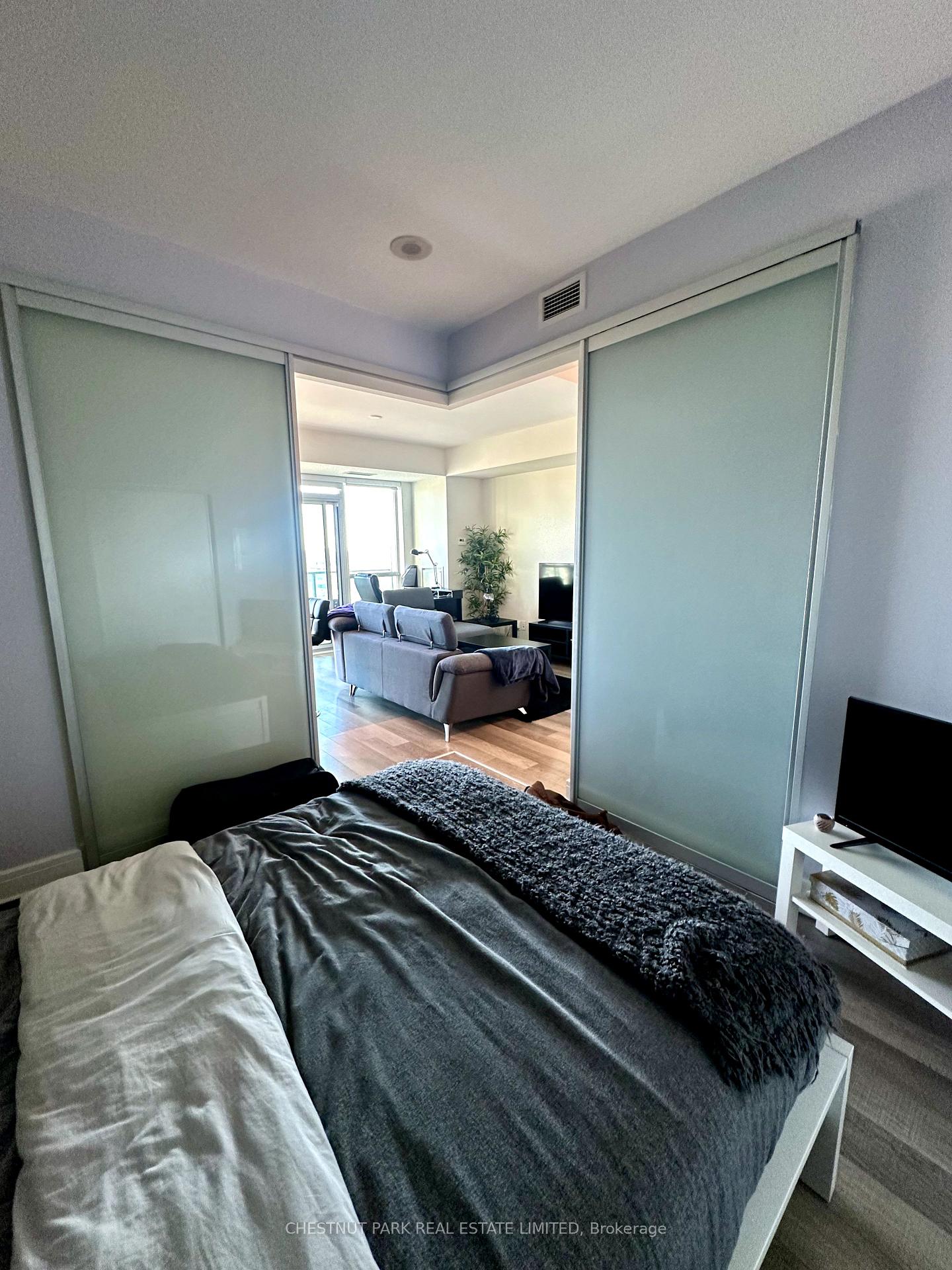 Photo 19 of Unit 1408, 35 Brian Peck Crescent, Toronto, Thorncliffe Park — HOMEH
