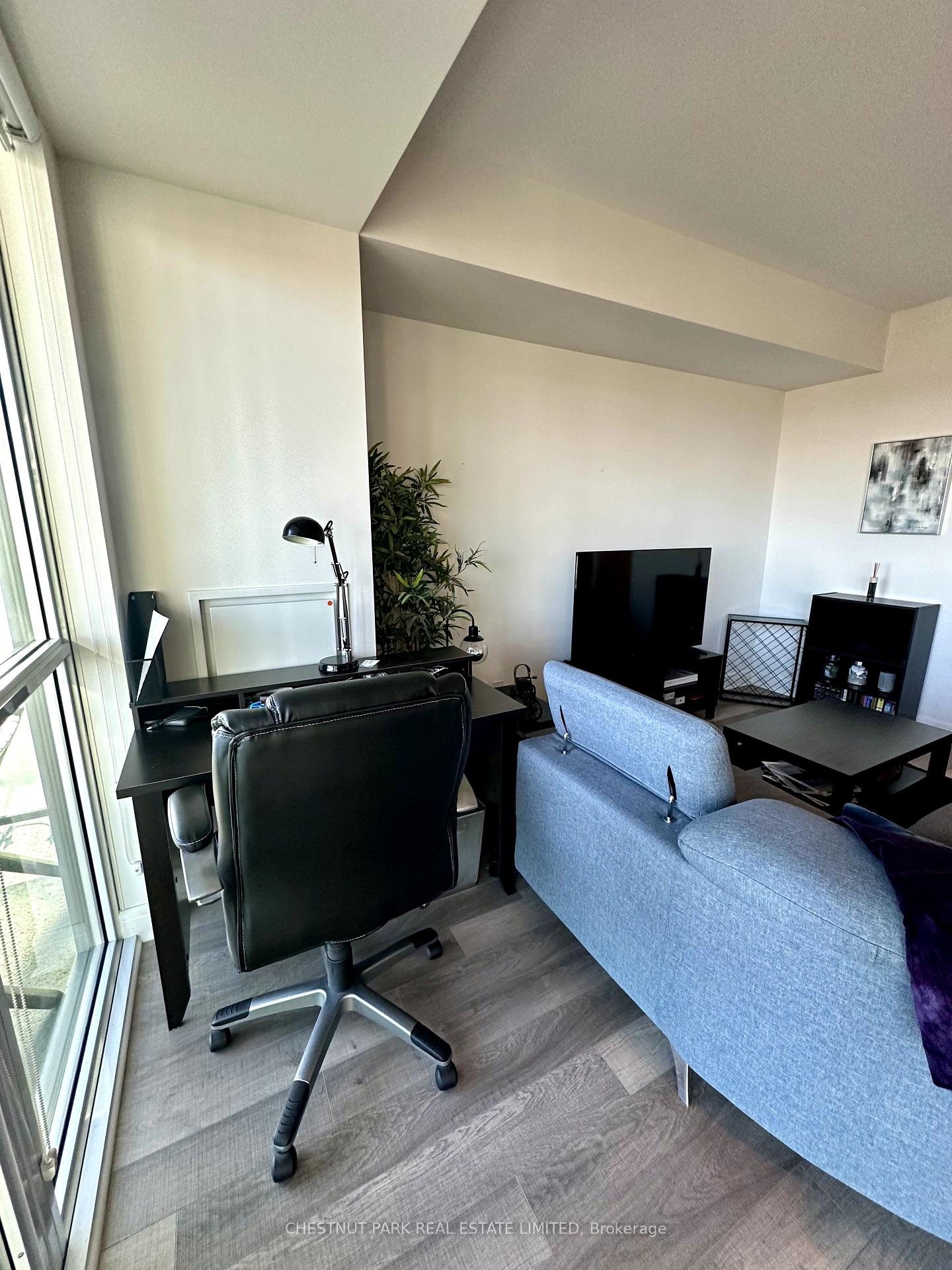 Photo 15 of Unit 1408, 35 Brian Peck Crescent, Toronto, Thorncliffe Park — HOMEH