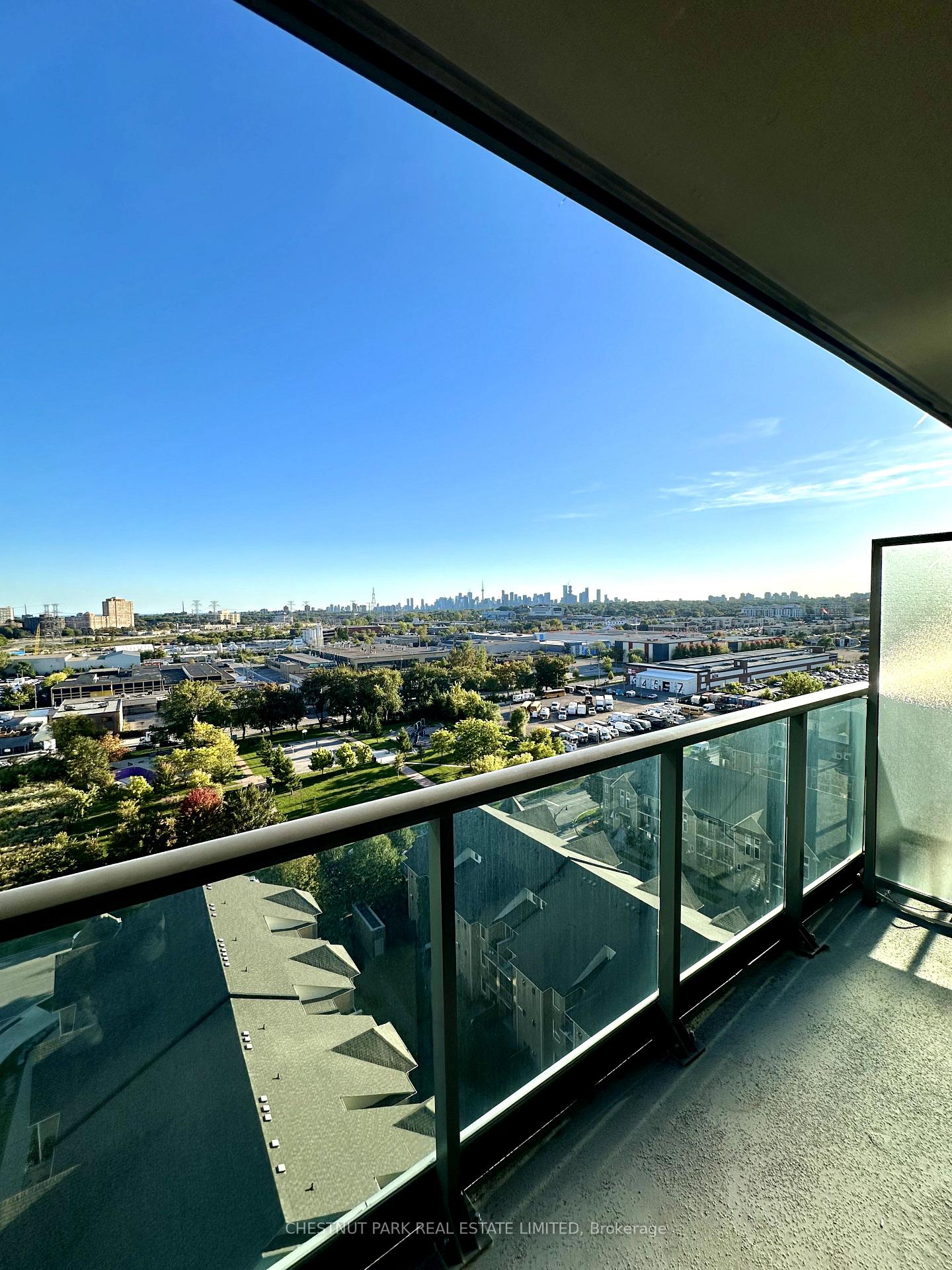 Photo 20 of Unit 1408, 35 Brian Peck Crescent, Toronto, Thorncliffe Park — HOMEH