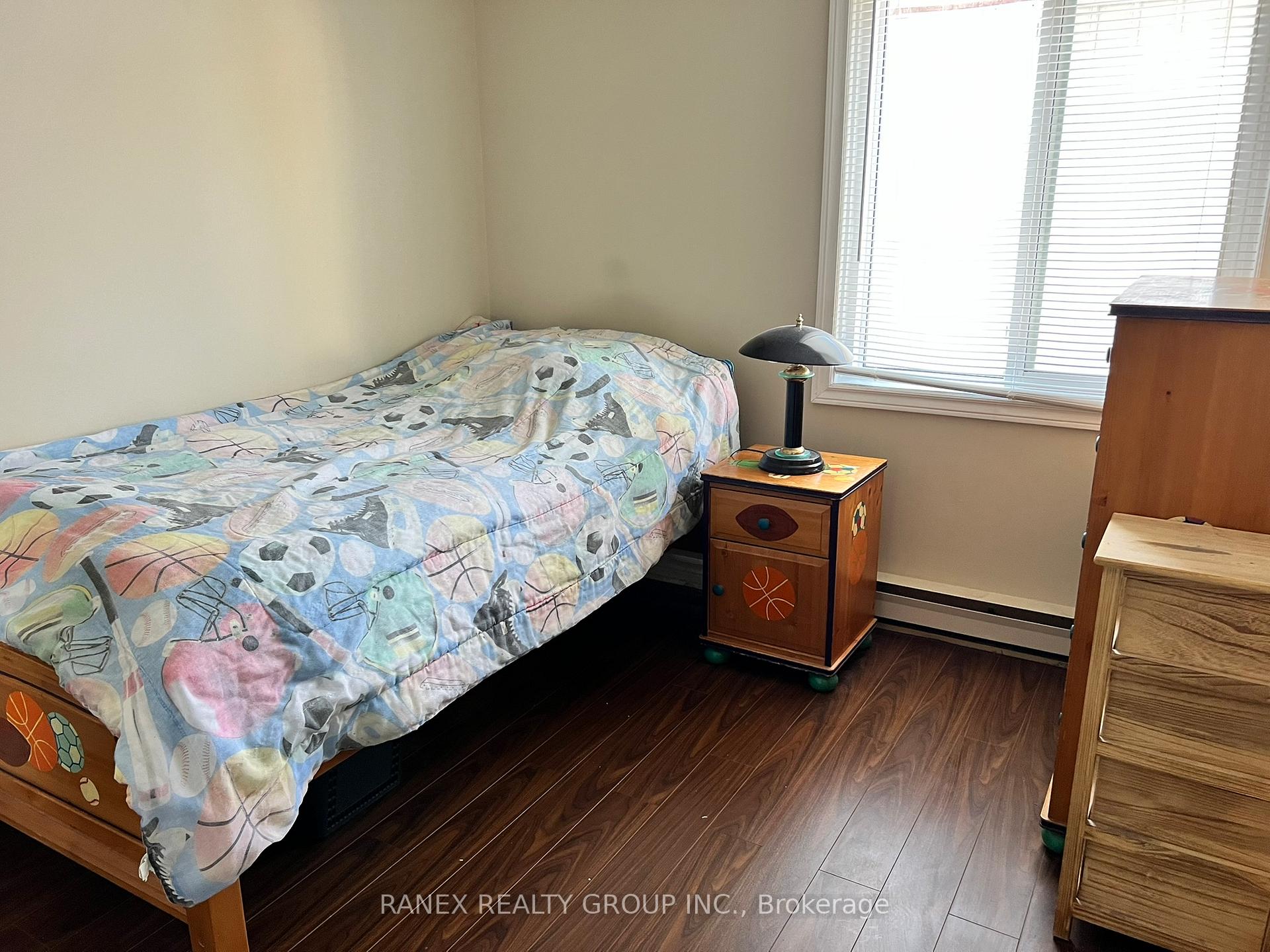 Photo 25 of 13 Grasspoint Square, Brampton, Northgate — HOMEH