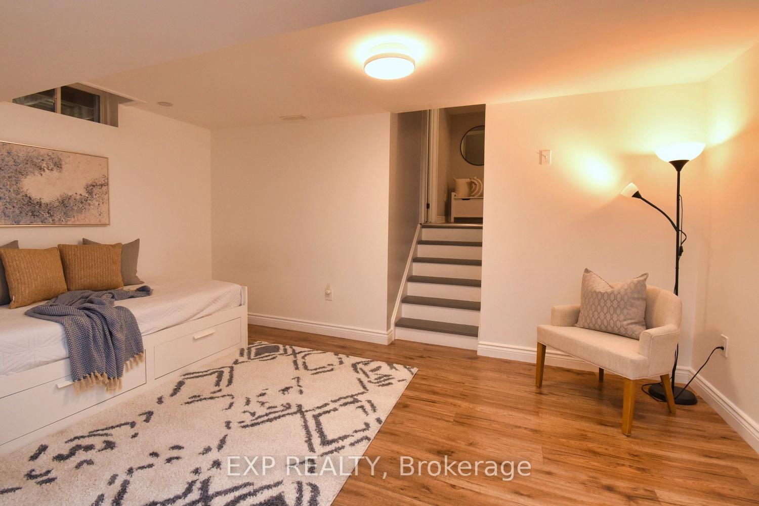 Photo 27 of 16 Hollybank Way, Hamilton, Mount Hope — HOMEH