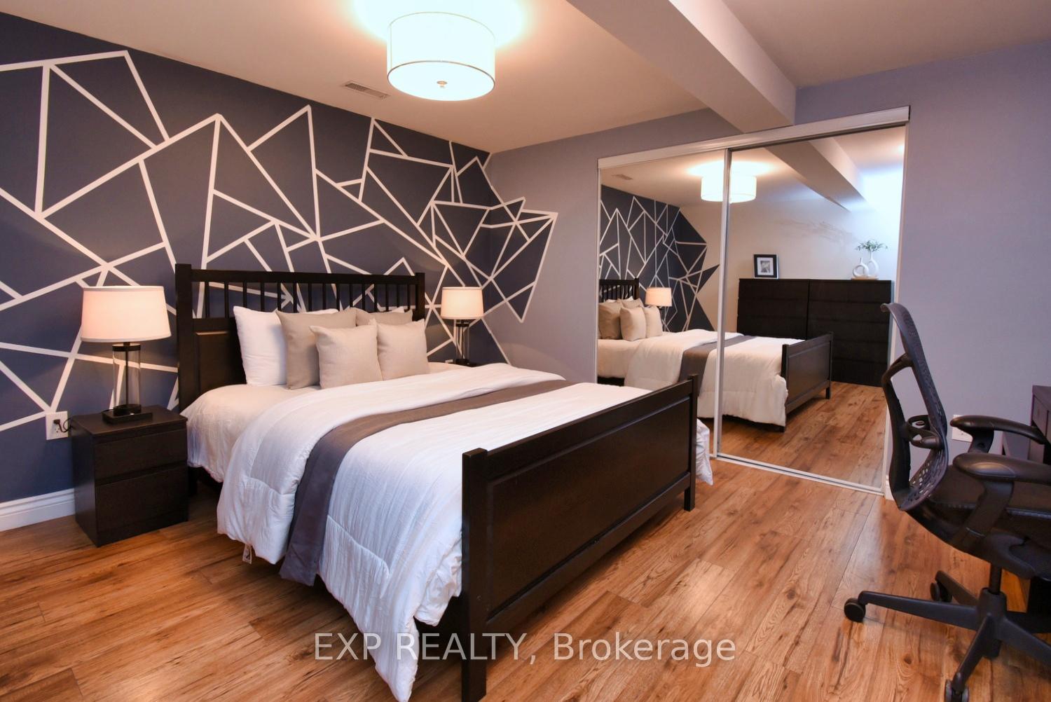 Photo 31 of 16 Hollybank Way, Hamilton, Mount Hope — HOMEH
