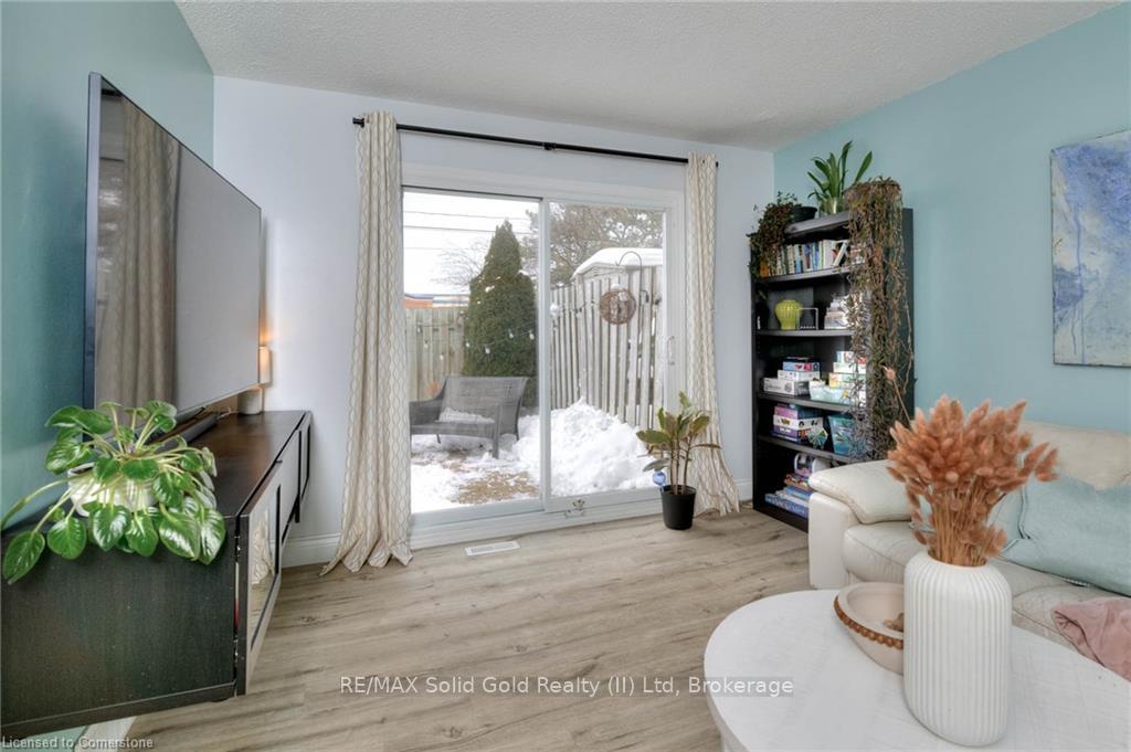 Photo 12 of Unit 17, 675 Westmount Road E, Kitchener — HOMEH