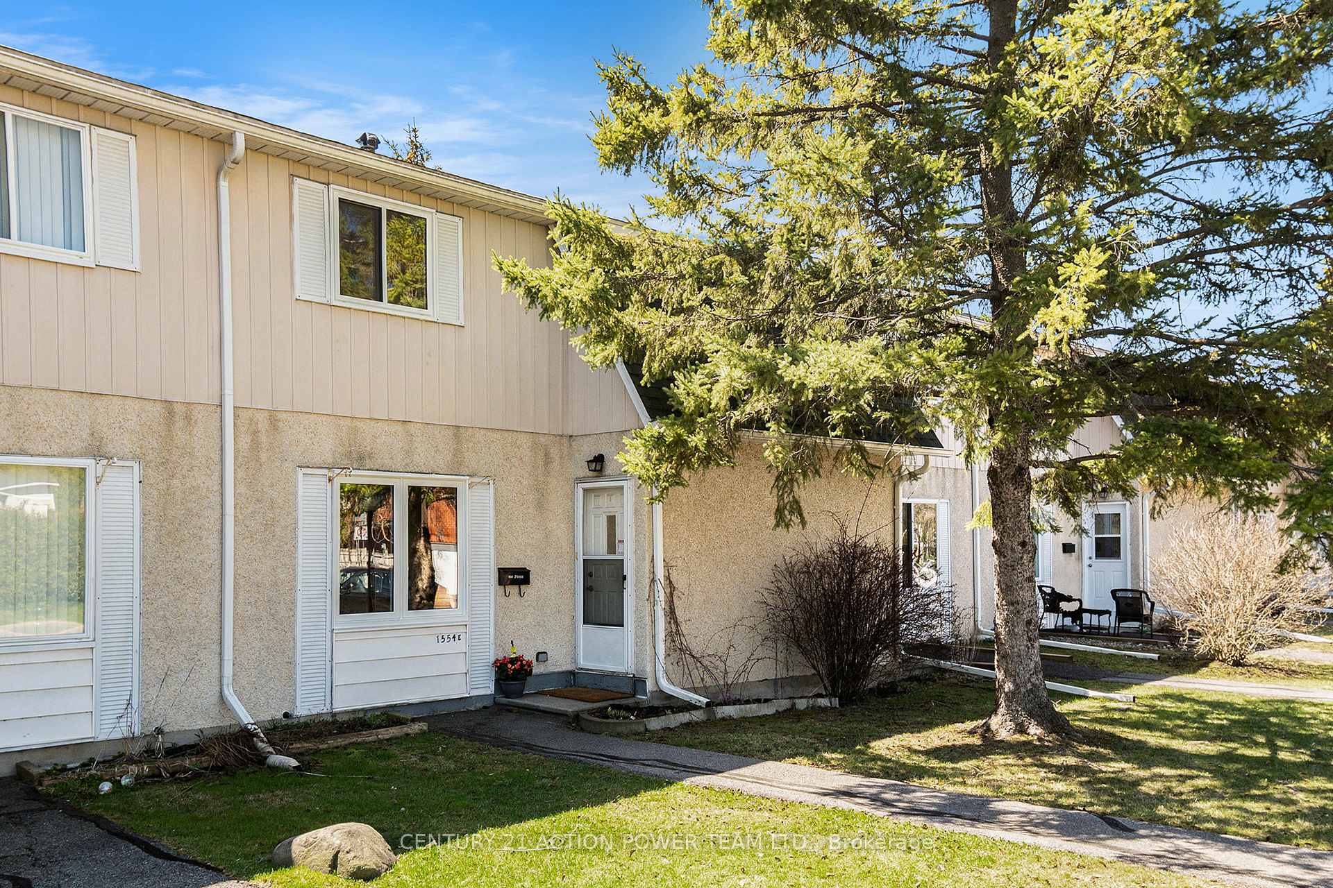 Photo 2 of Unit 125 (E), 1554 E Beaverpond Drive, Ottawa, Pineview — HOMEH
