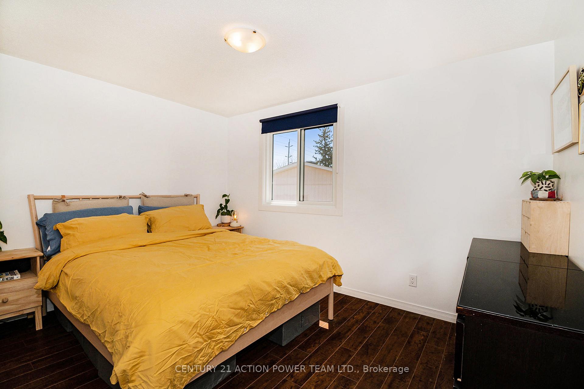Photo 14 of Unit 125 (E), 1554 E Beaverpond Drive, Ottawa, Pineview — HOMEH