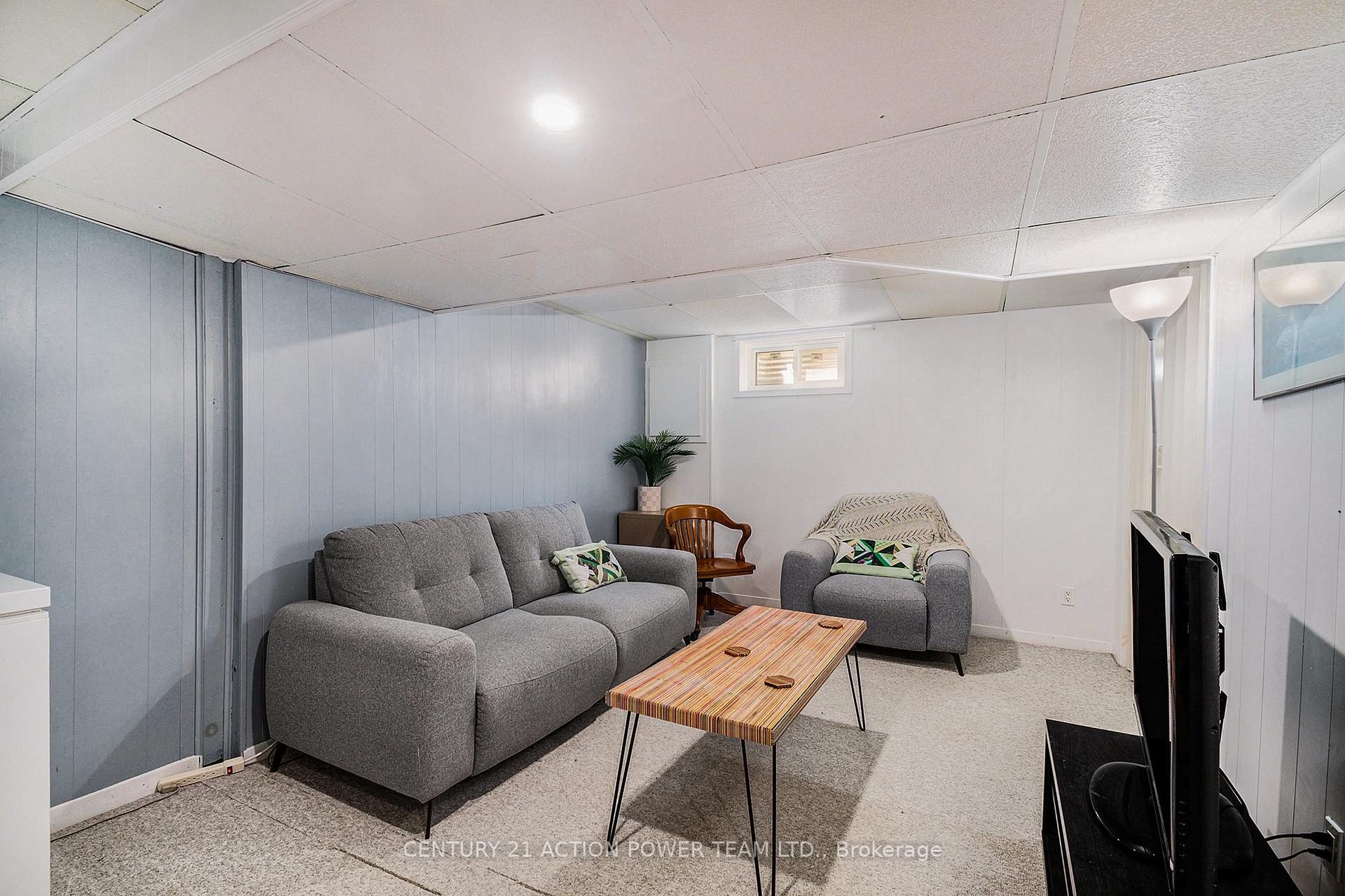 Photo 19 of Unit 125 (E), 1554 E Beaverpond Drive, Ottawa, Pineview — HOMEH