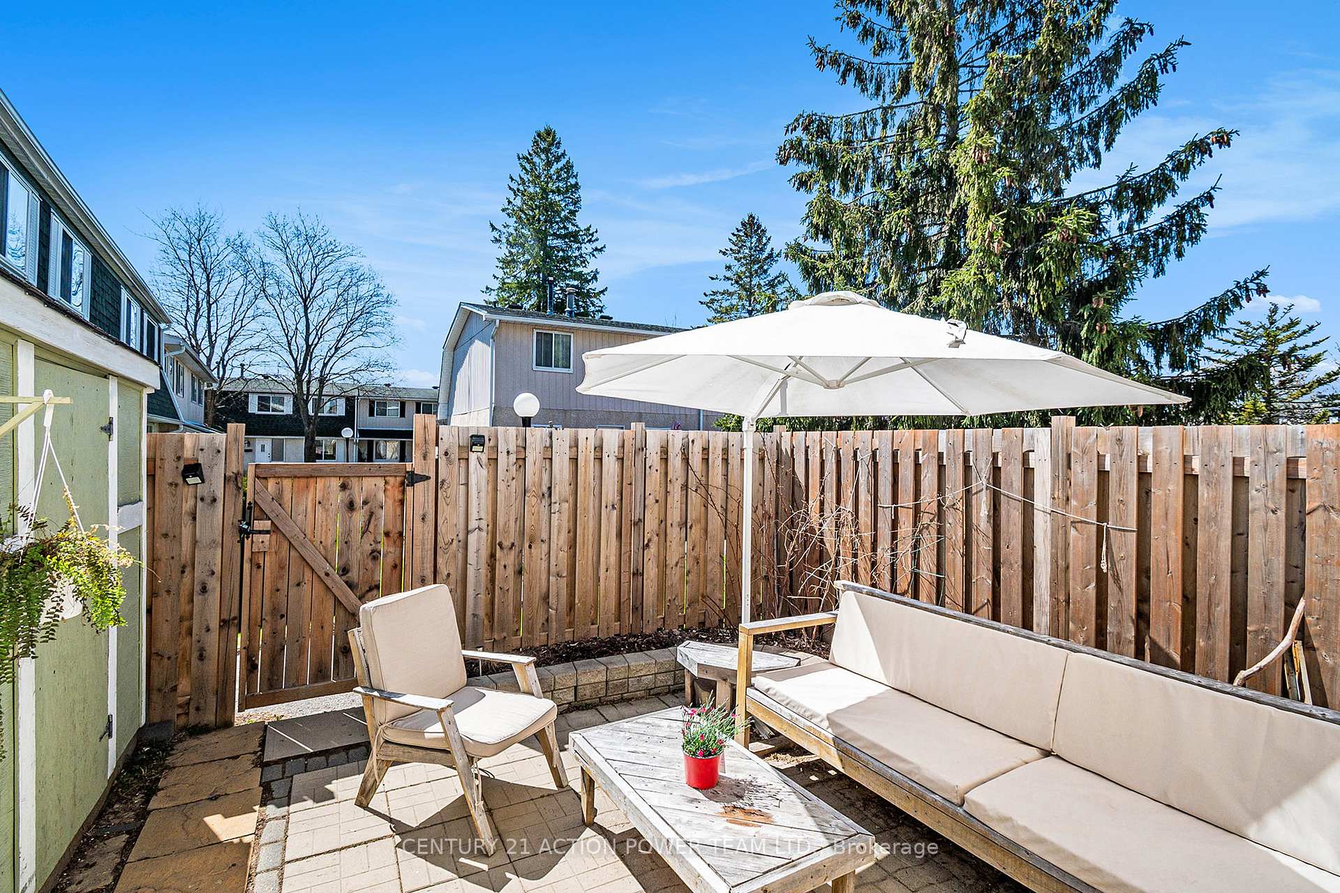 Photo 23 of Unit 125 (E), 1554 E Beaverpond Drive, Ottawa, Pineview — HOMEH