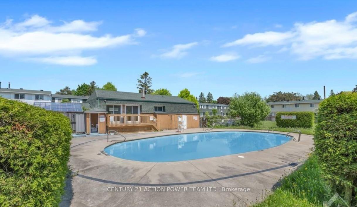 Photo 30 of Unit 125 (E), 1554 E Beaverpond Drive, Ottawa, Pineview — HOMEH