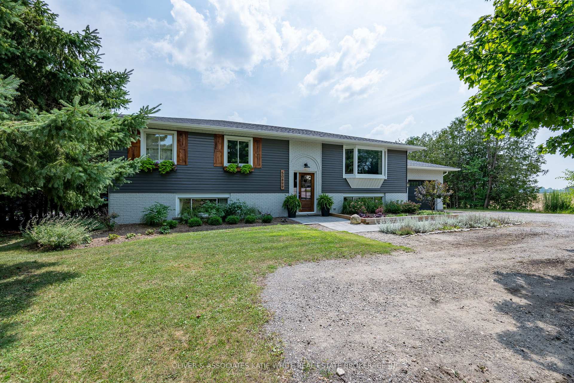 Photo 5 of 50899 Ron Mcneil Line, Malahide, Springfield — HOMEH