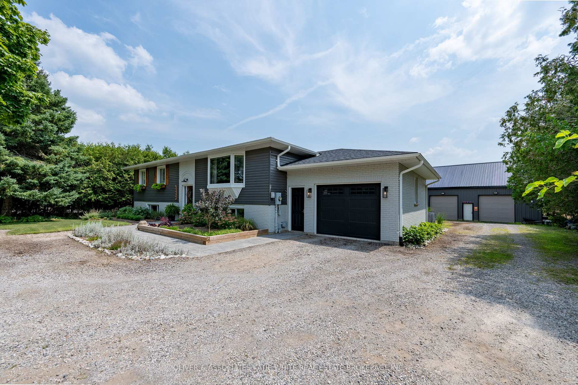 Photo 2 of 50899 Ron Mcneil Line, Malahide, Springfield — HOMEH