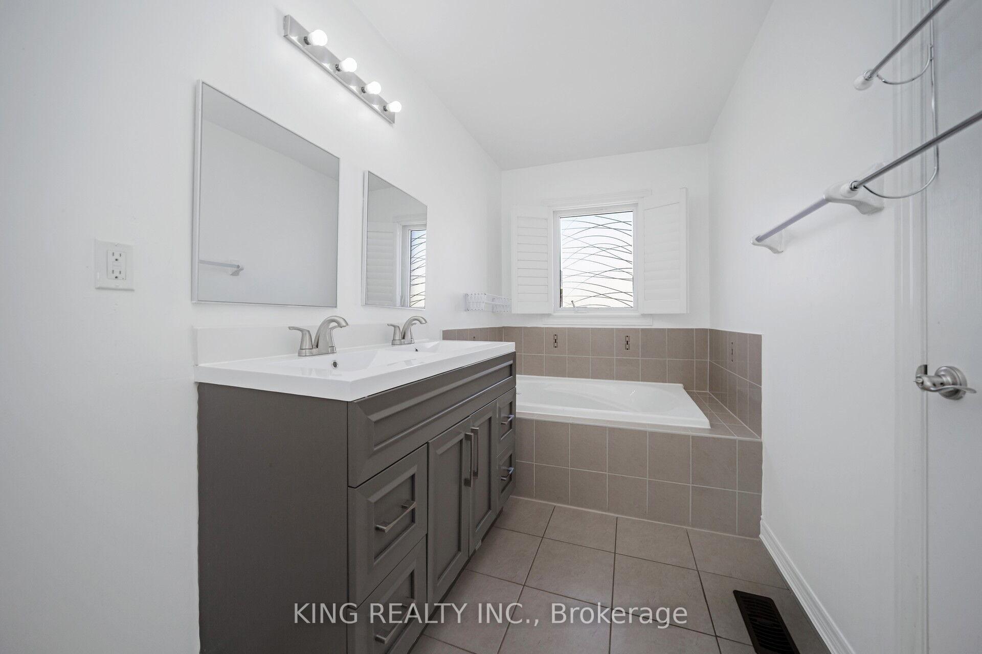 Photo 24 of 79 Sea Drifter Crescent S, Brampton, Bram East — HOMEH