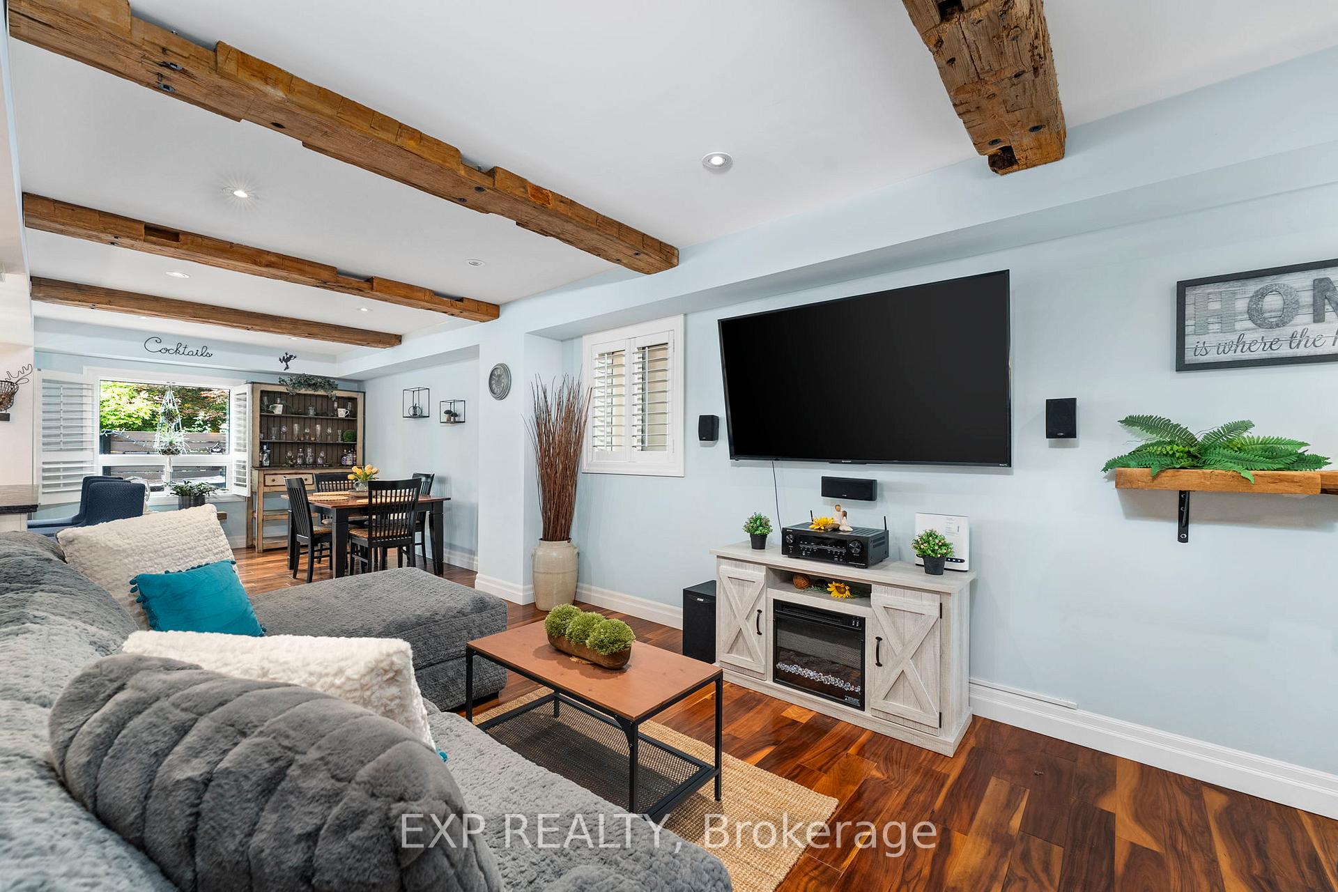 Photo 9 of 55 Fellowes Crescent, Hamilton, Waterdown — HOMEH