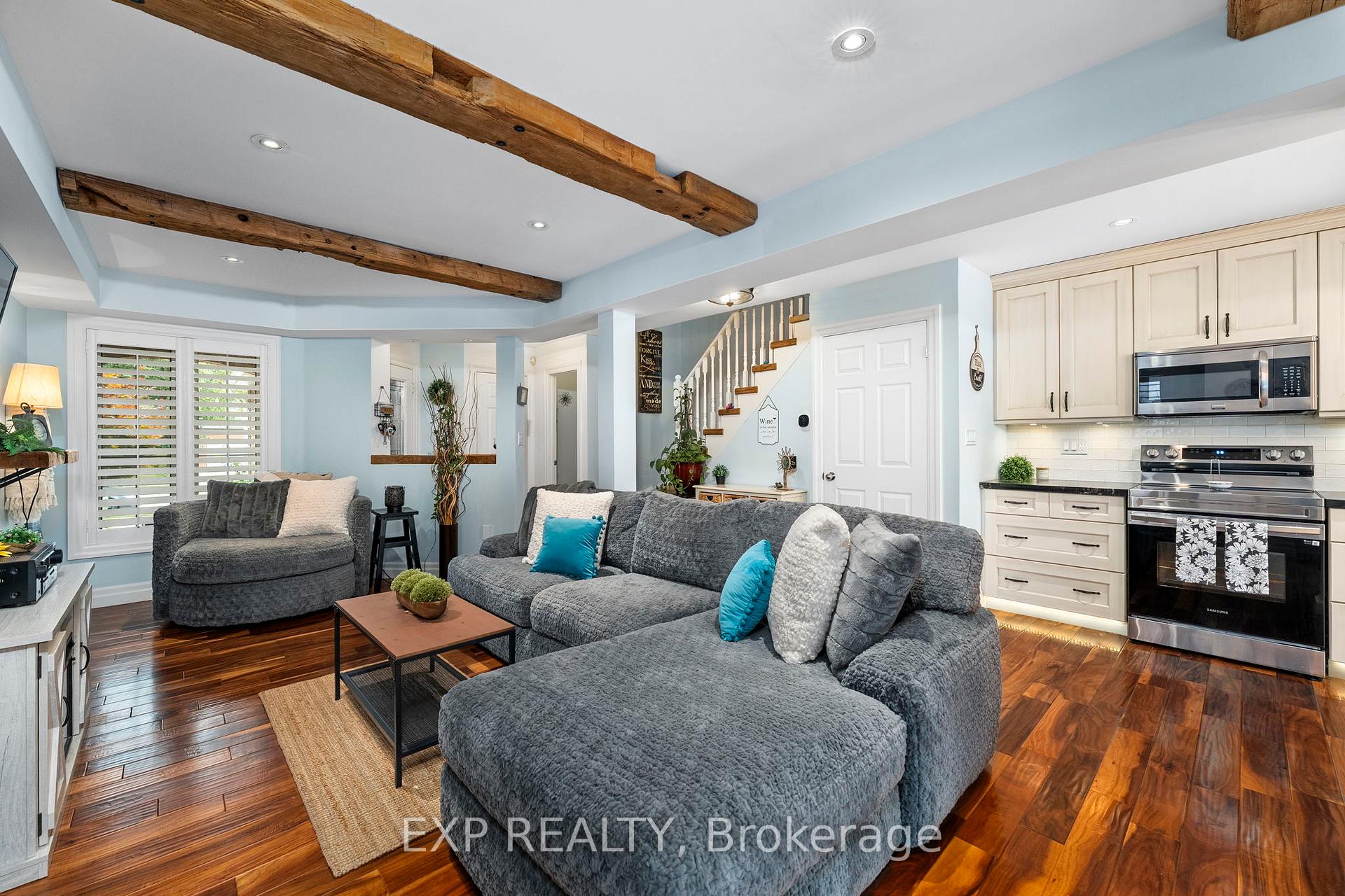 Photo 11 of 55 Fellowes Crescent, Hamilton, Waterdown — HOMEH