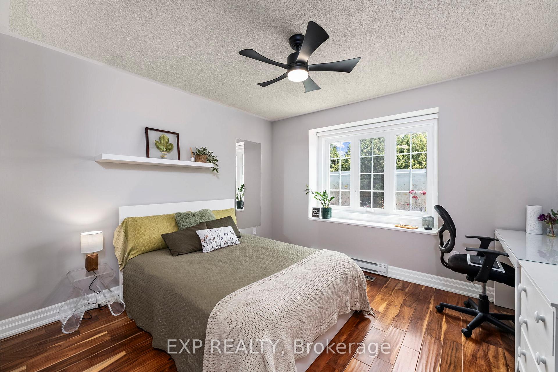 Photo 19 of 55 Fellowes Crescent, Hamilton, Waterdown — HOMEH
